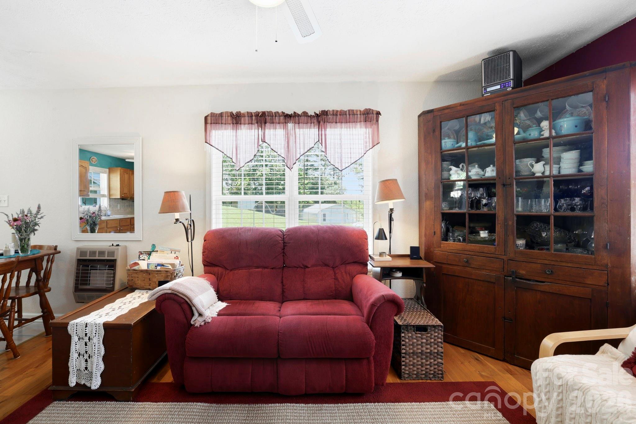 658 Enka Lake Road Property Photo 15