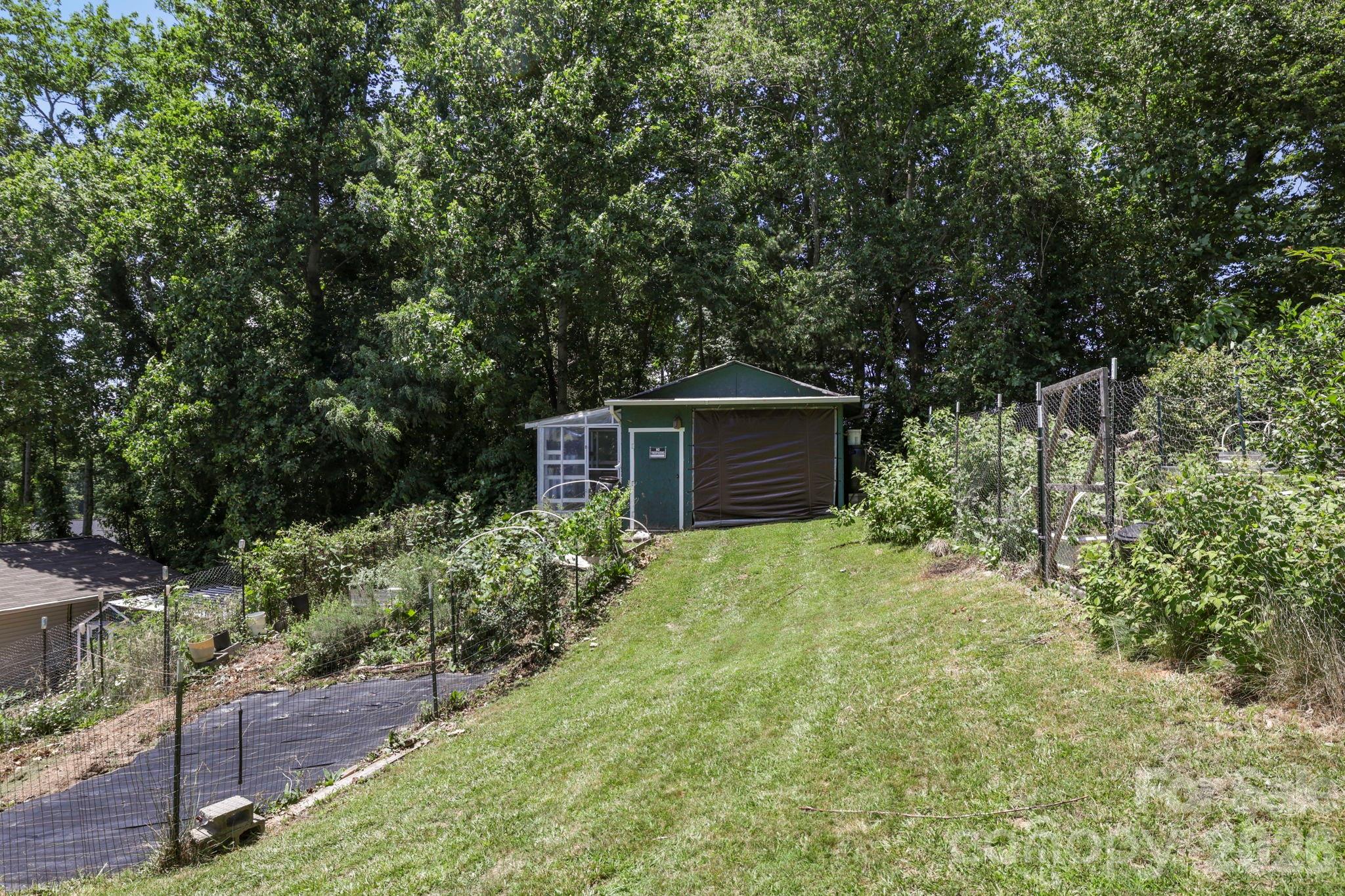 658 Enka Lake Road Property Photo 33