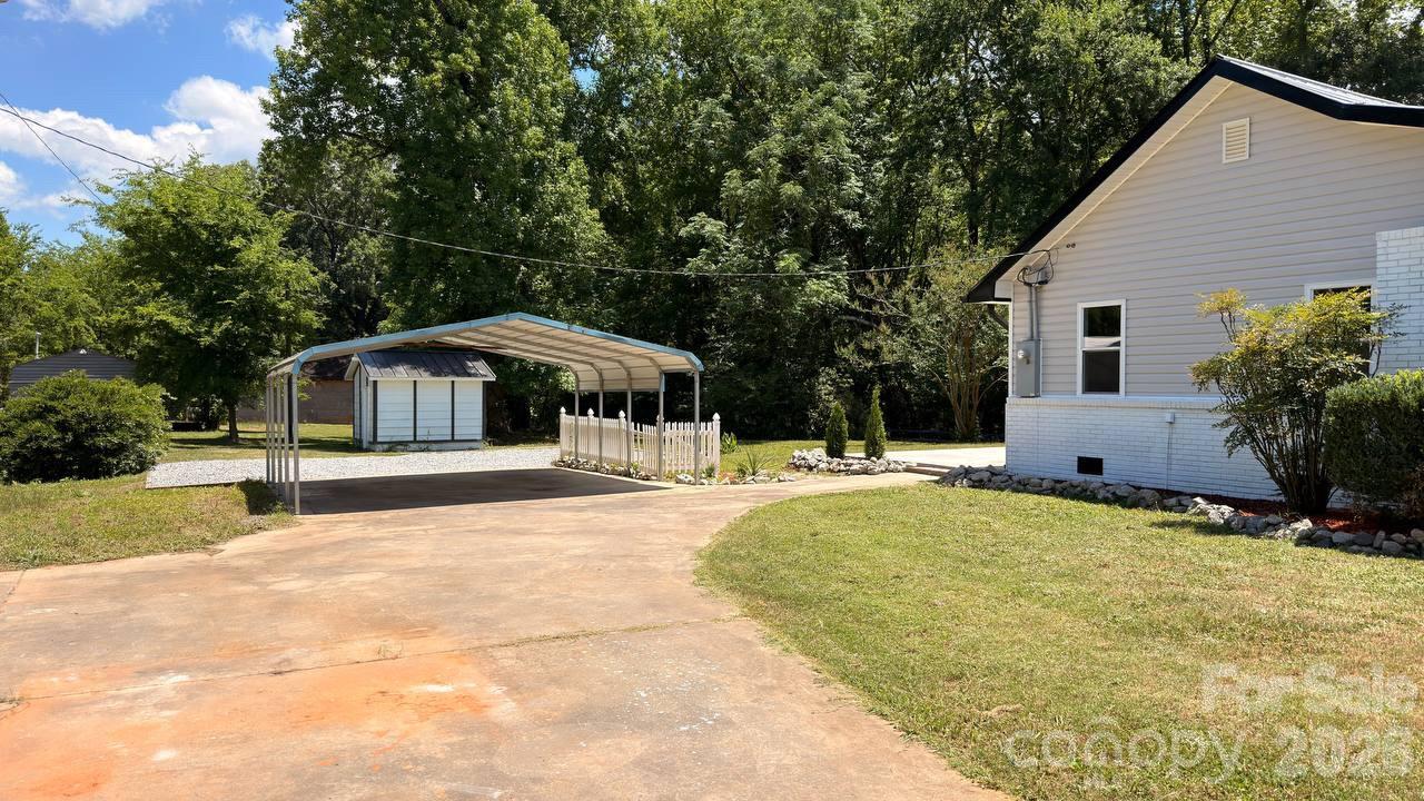 4604 Old Hickory Road Property Photo 4