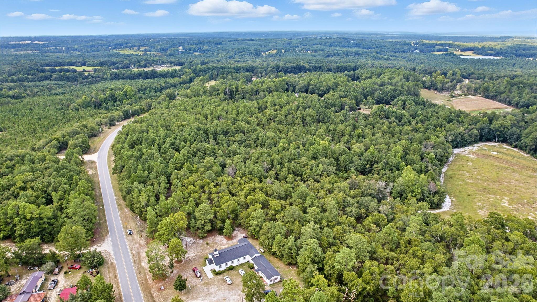 718 Green Lake Road Property Photo 3
