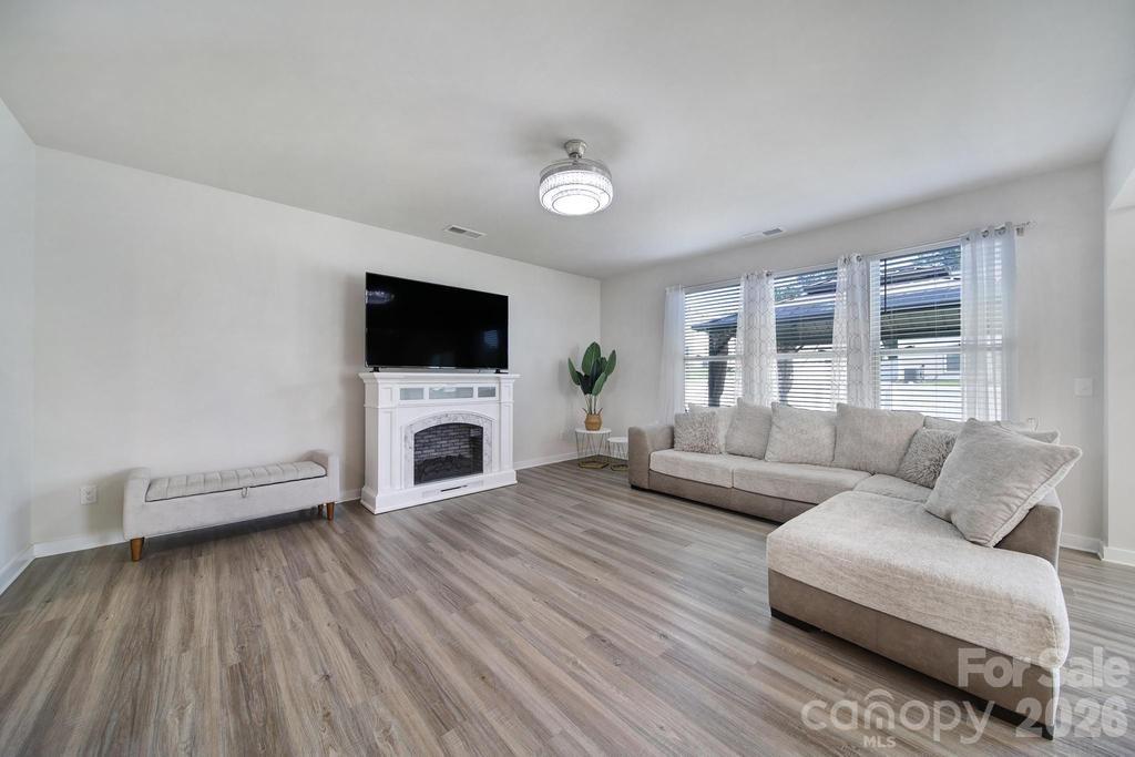 635 Synclaire Place Property Photo 11