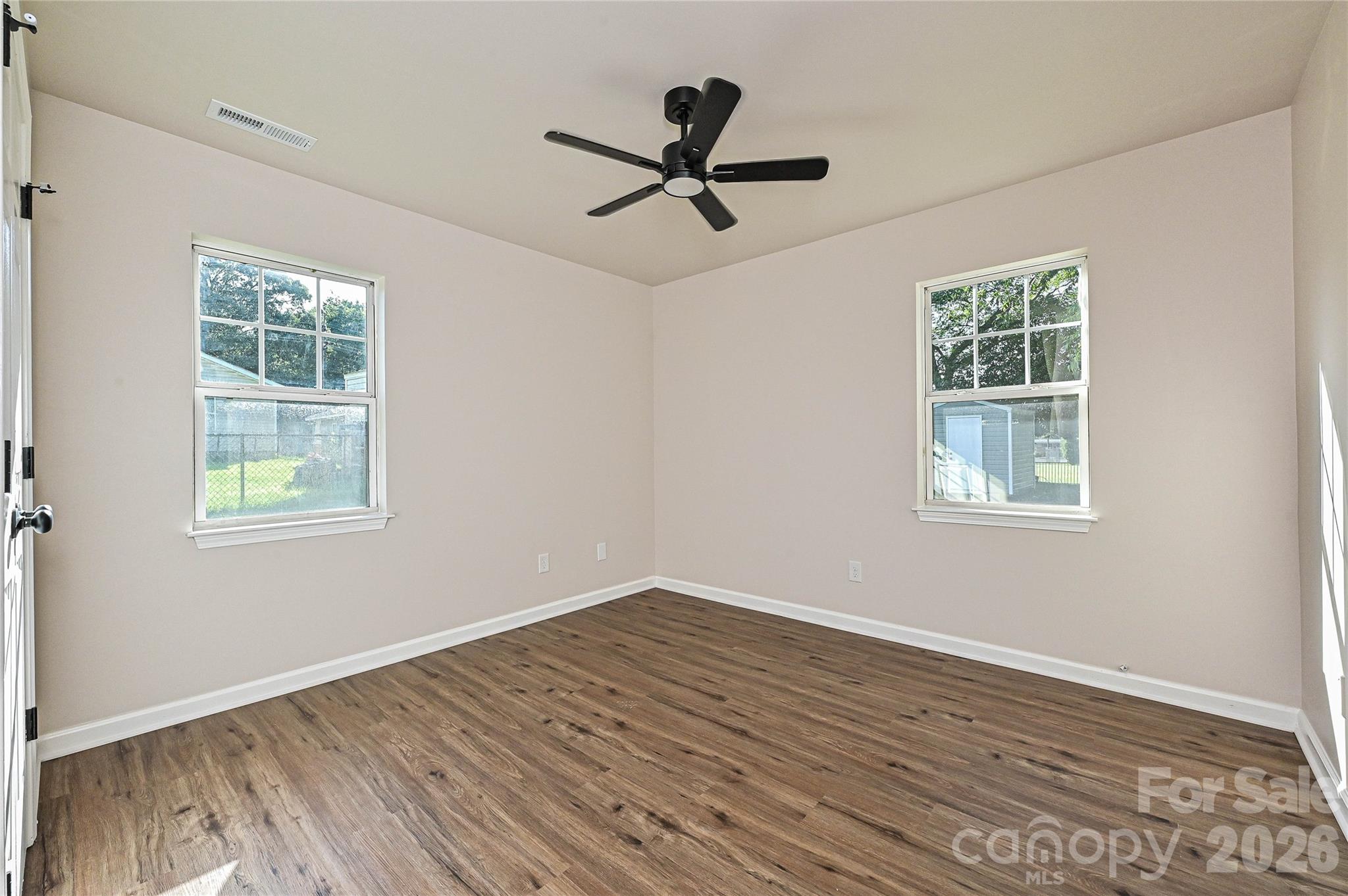 415 Jones Street Property Photo 13
