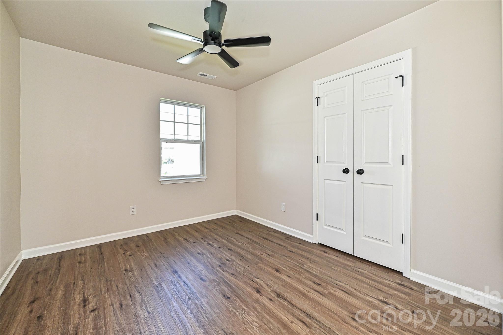 415 Jones Street Property Photo 18