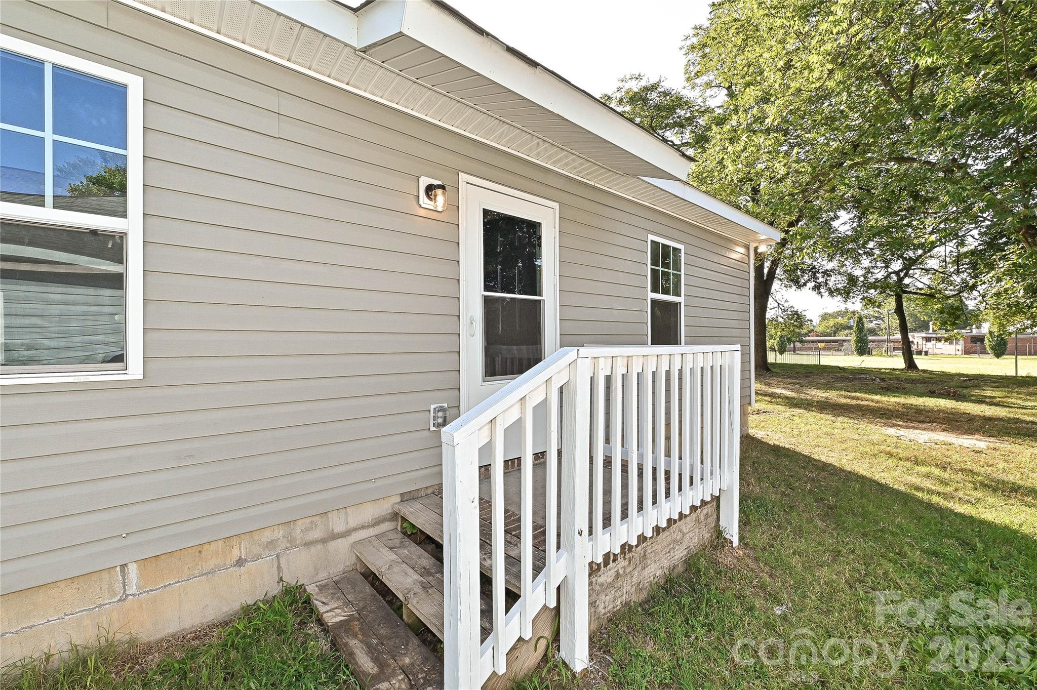 415 Jones Street Property Photo 22