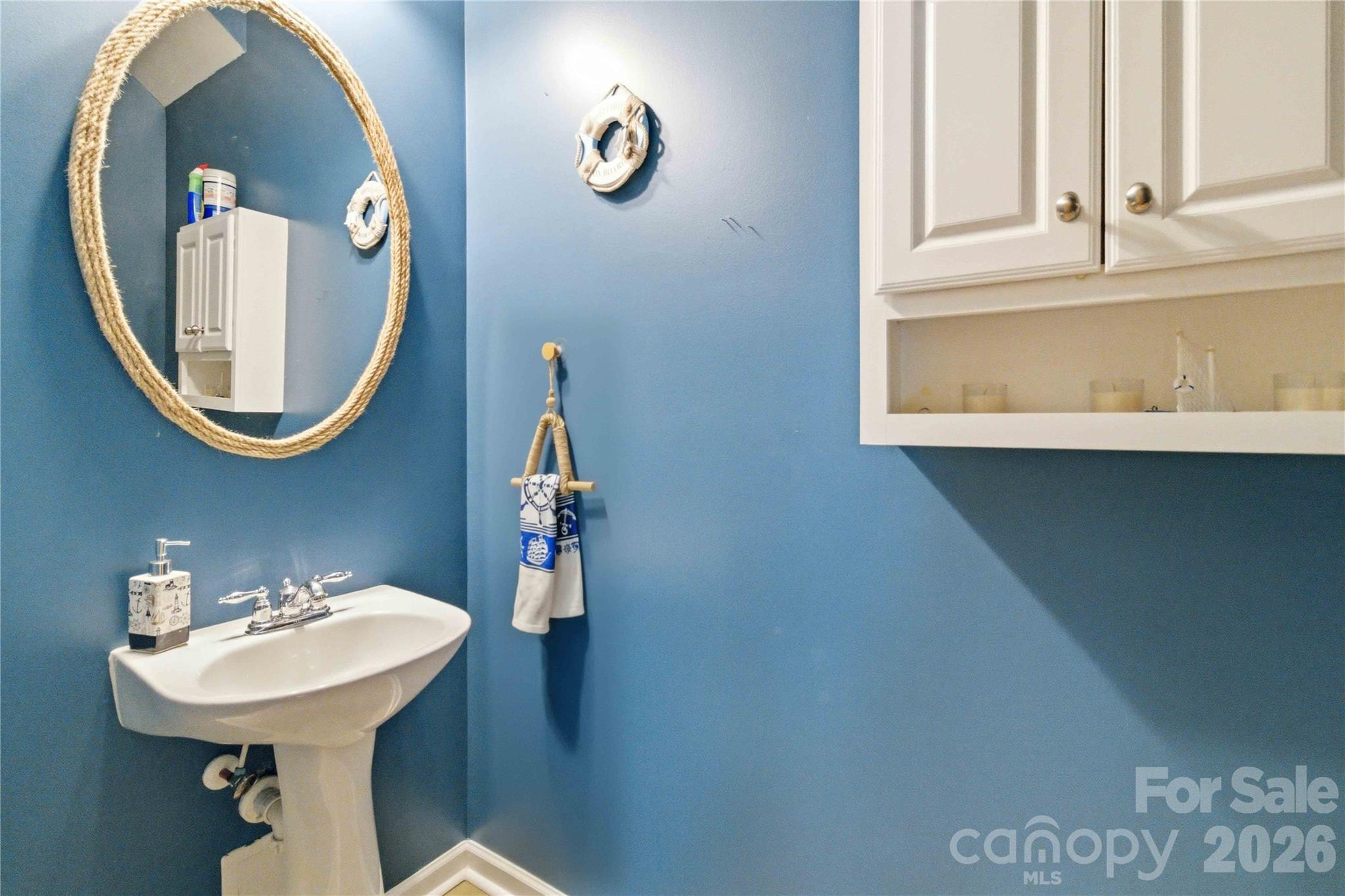 742 Winding Way Property Photo 27