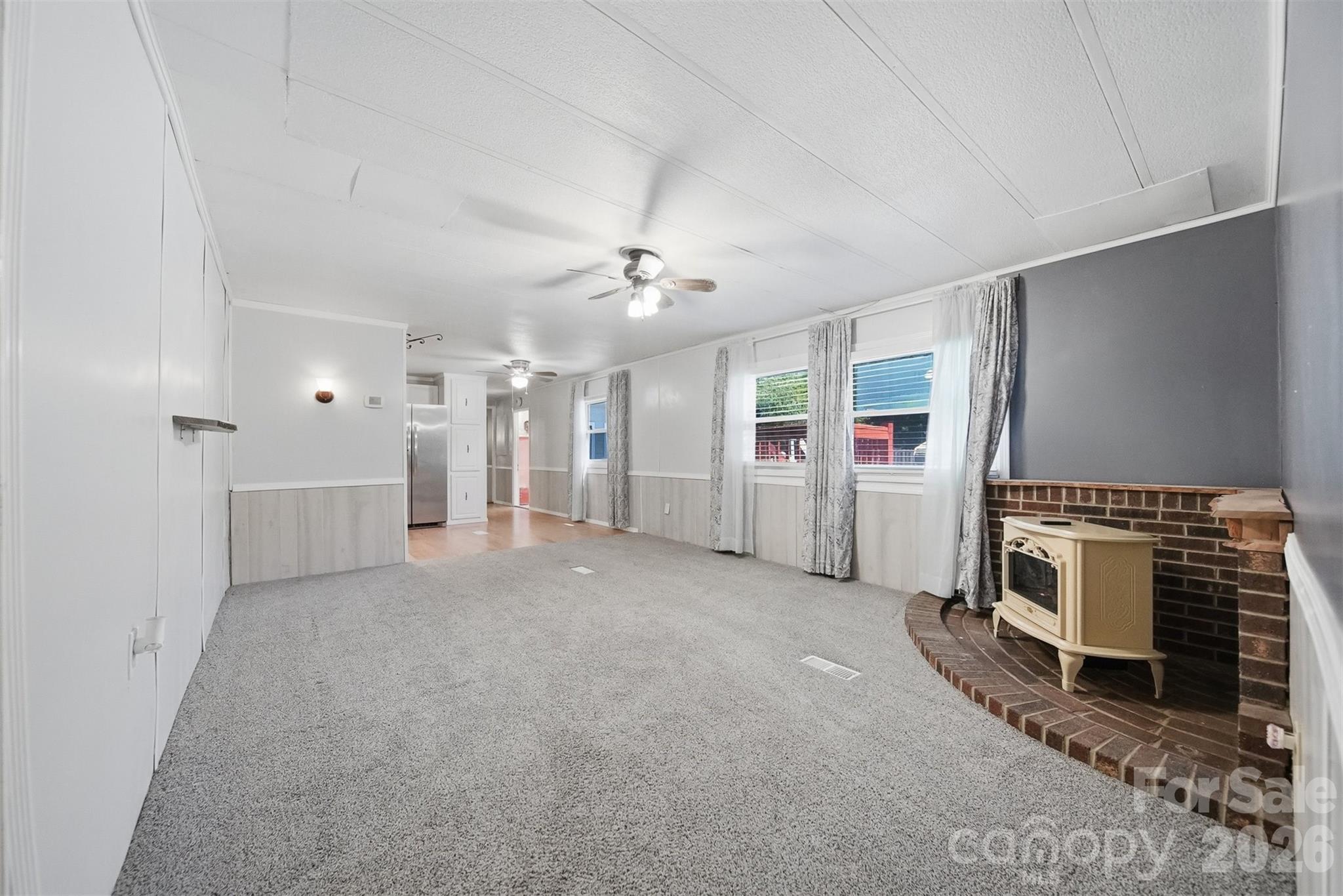 5404 B J Drive Property Photo 9