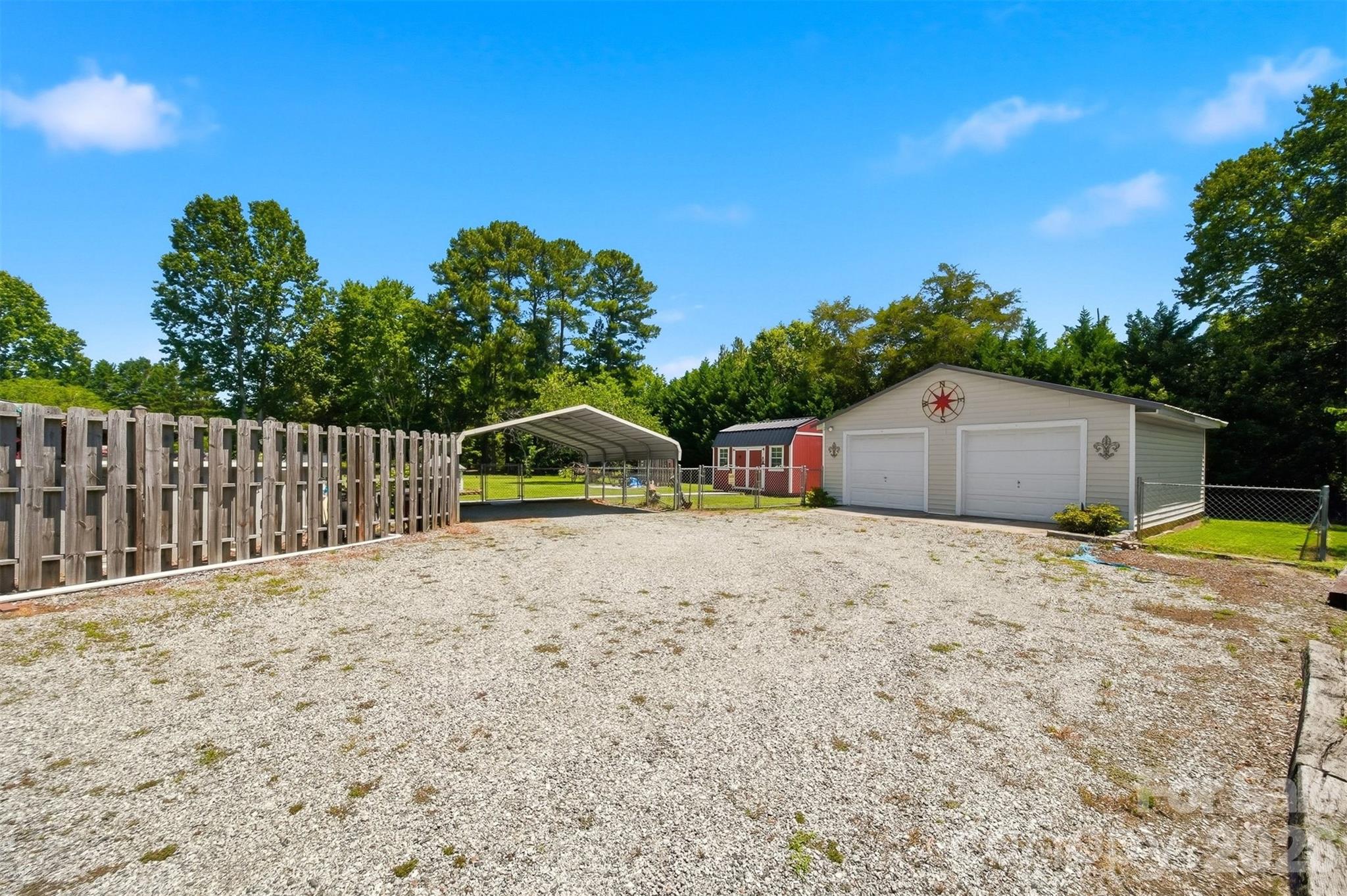 5404 B J Drive Property Photo 31