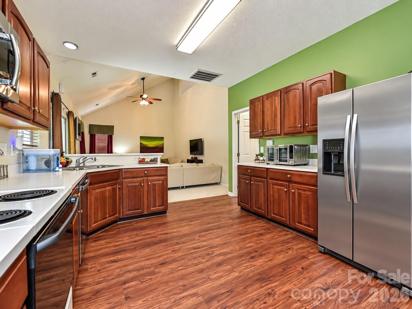 6719 Reedy Creek Road Property Photo 11