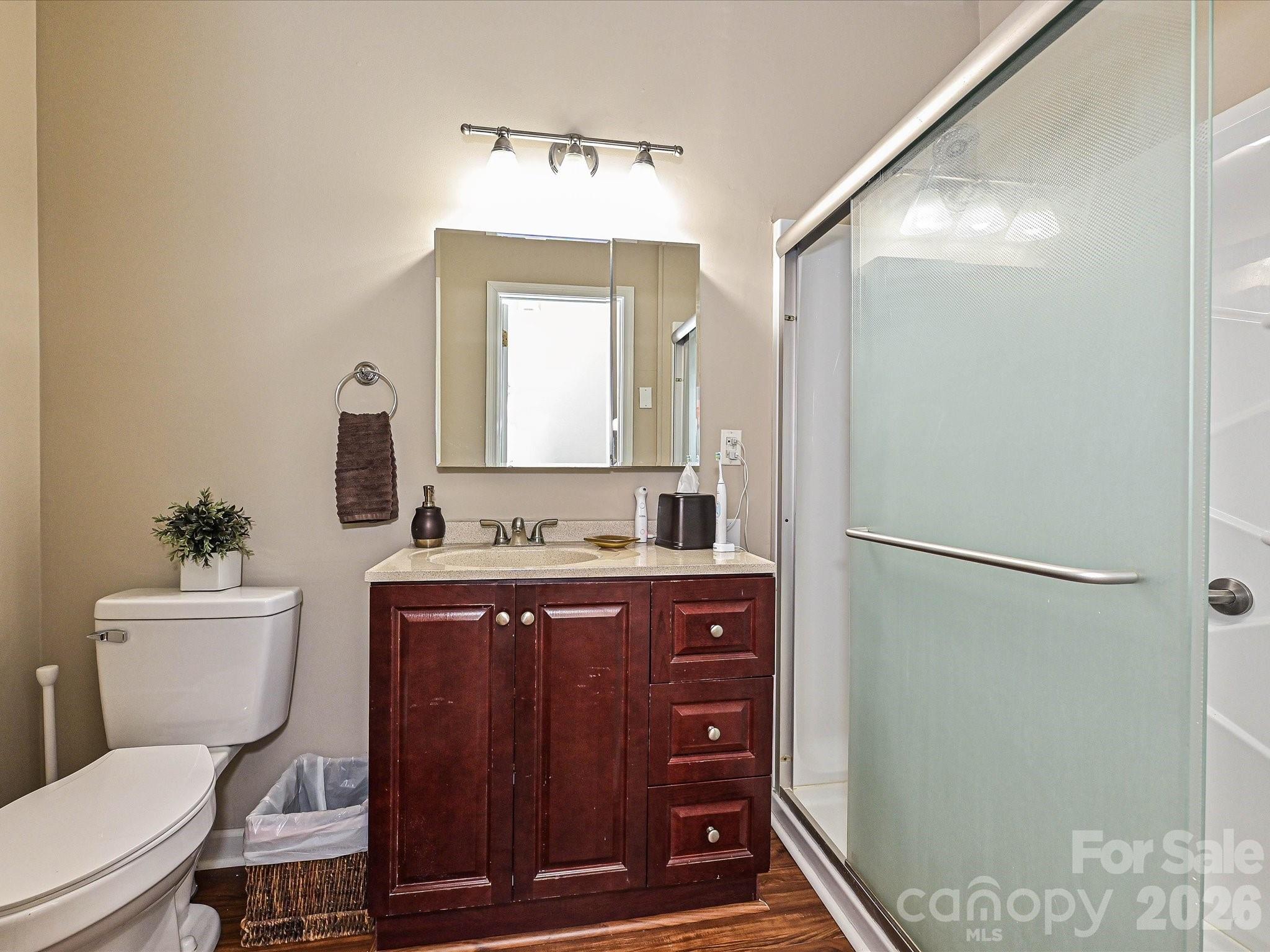 6719 Reedy Creek Road Property Photo 19