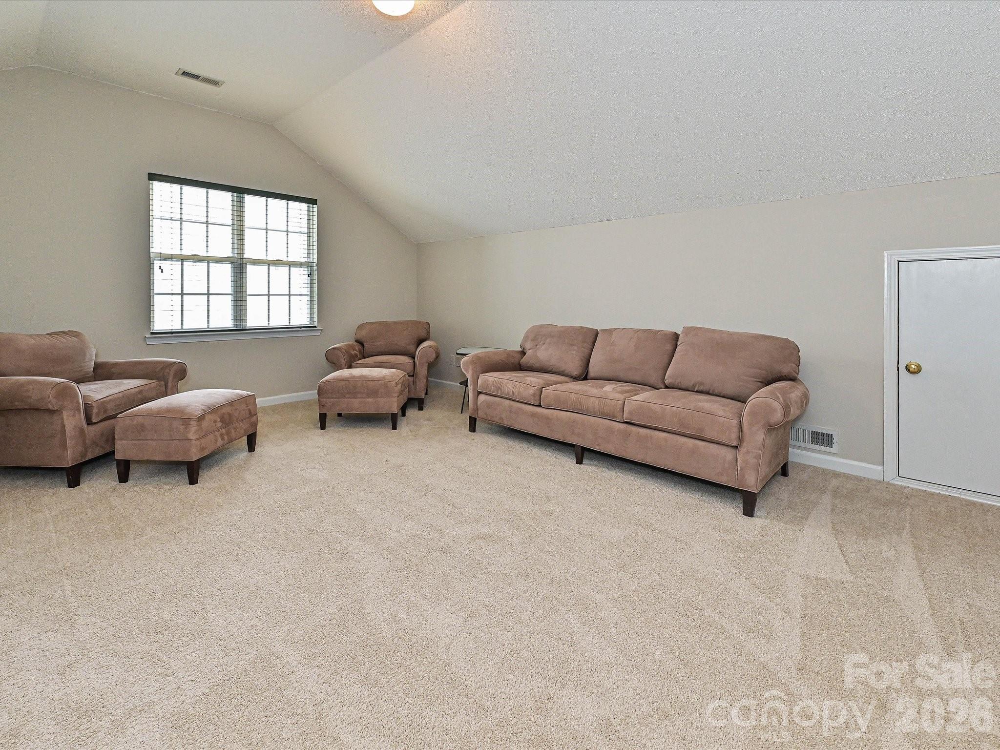 6719 Reedy Creek Road Property Photo 26