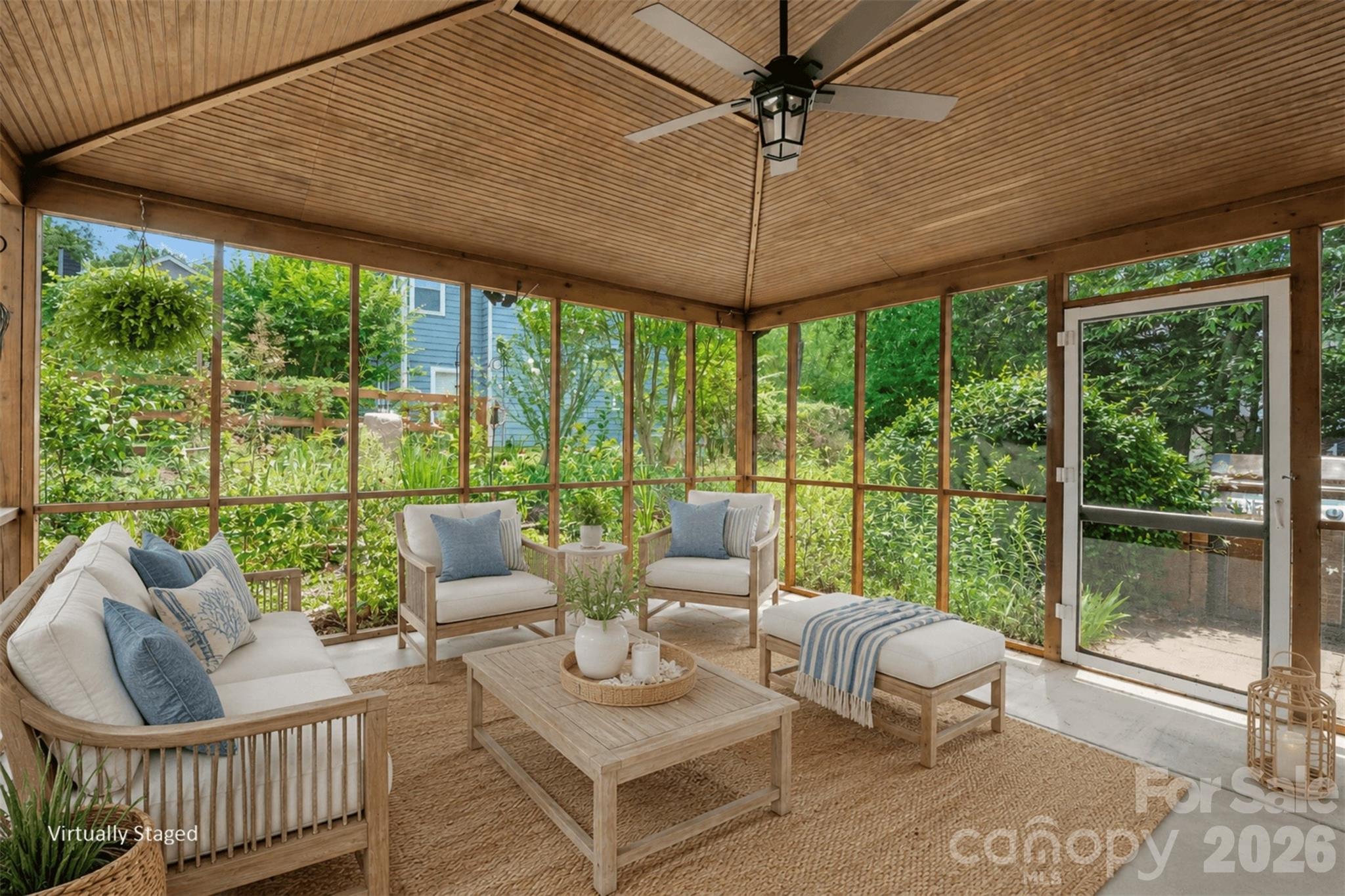 9330 Oren Thompson Road Property Photo 2