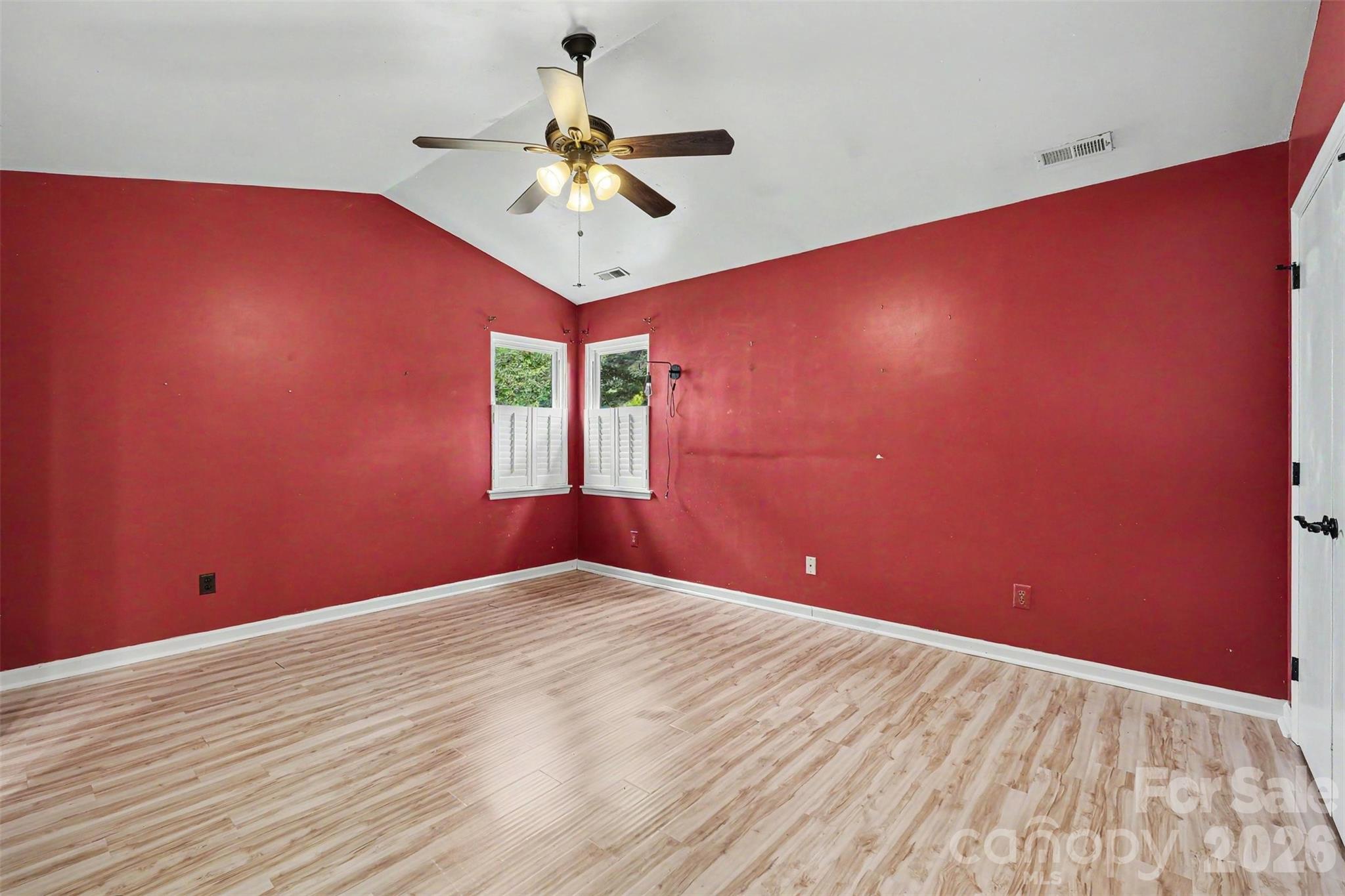 9330 Oren Thompson Road Property Photo 21