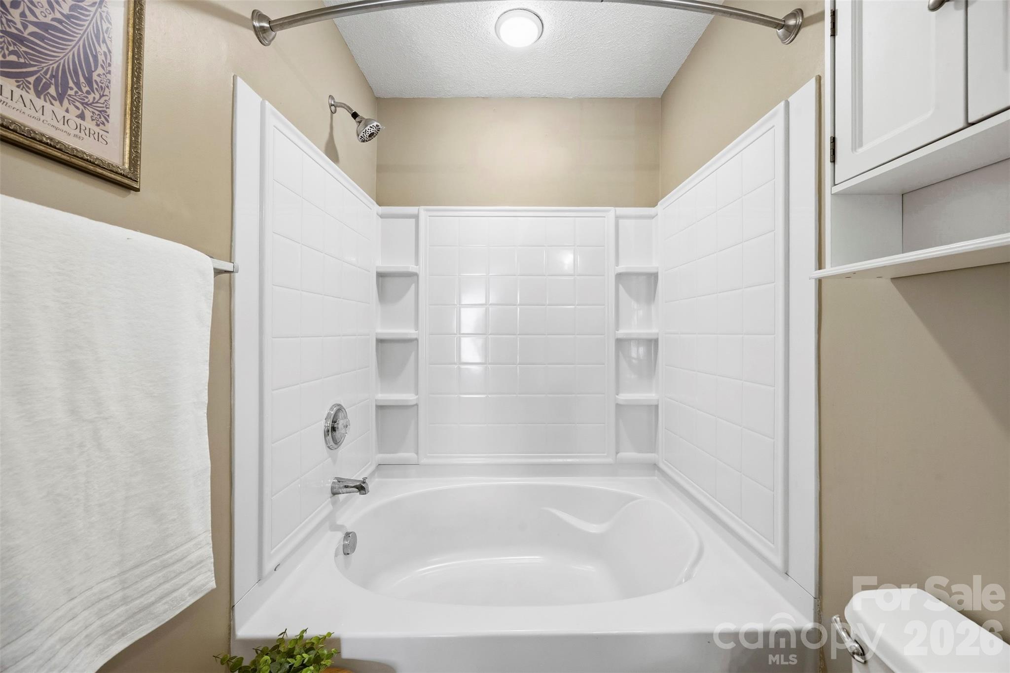1728 Eagle Ridge Drive Property Photo 20