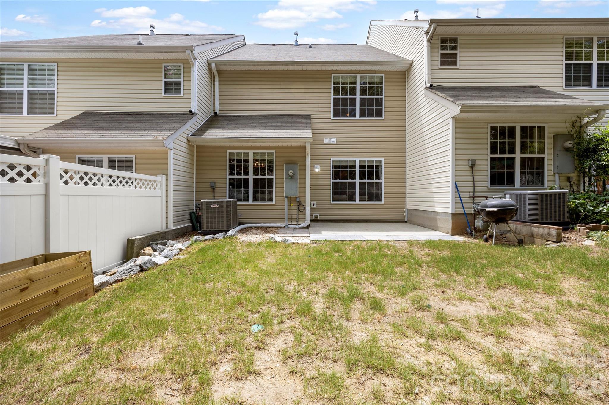 1728 Eagle Ridge Drive Property Photo 28