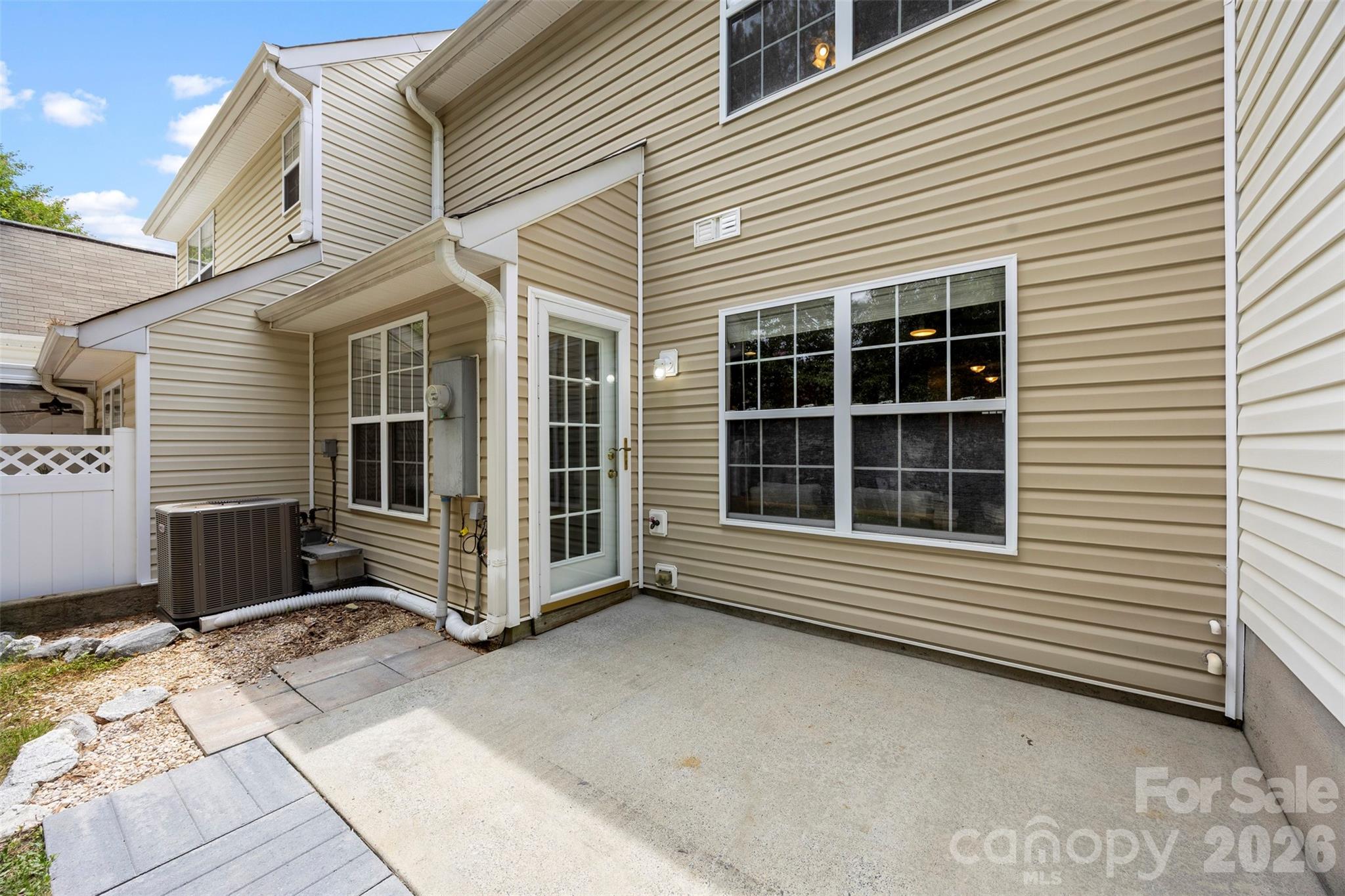 1728 Eagle Ridge Drive Property Photo 29