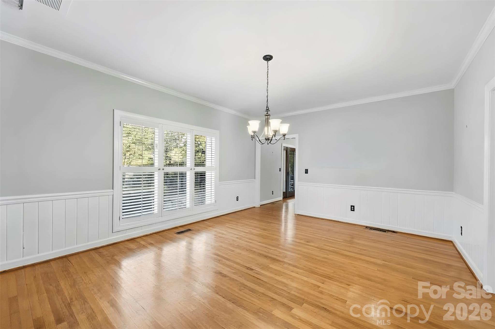 185 Appian Way Property Photo 17
