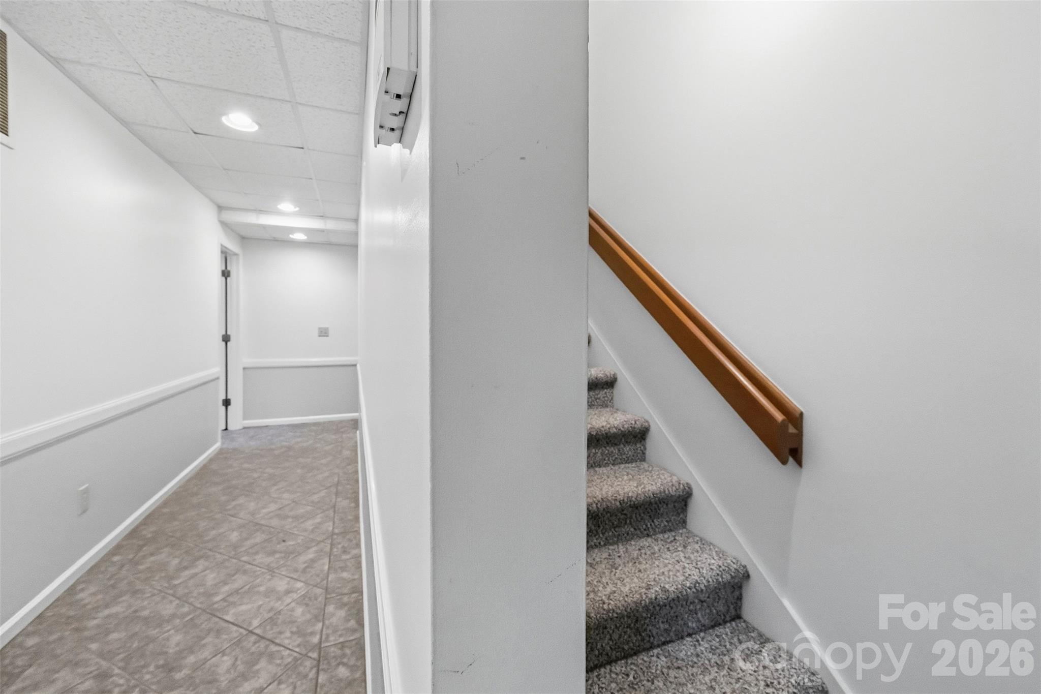 185 Appian Way Property Photo 34