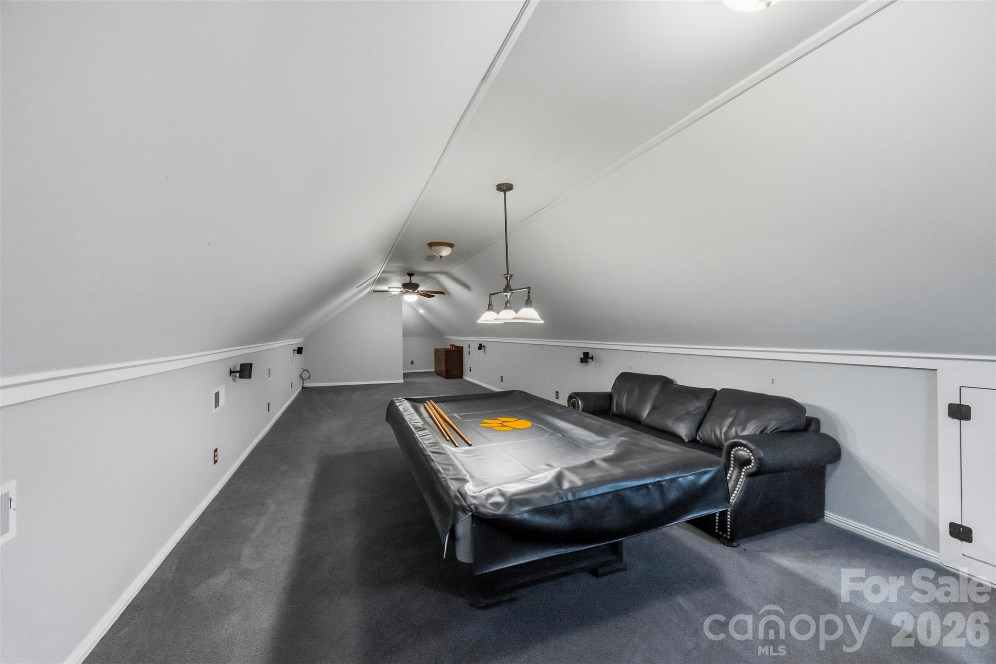 185 Appian Way Property Photo 38