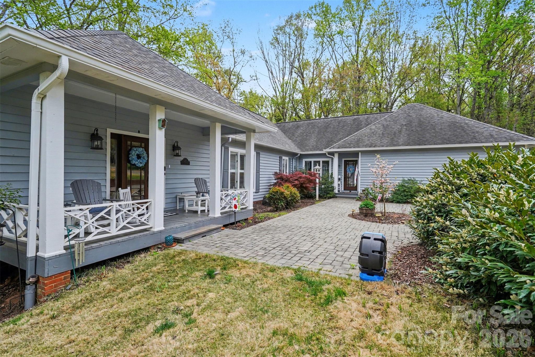 185 Appian Way Property Photo 45