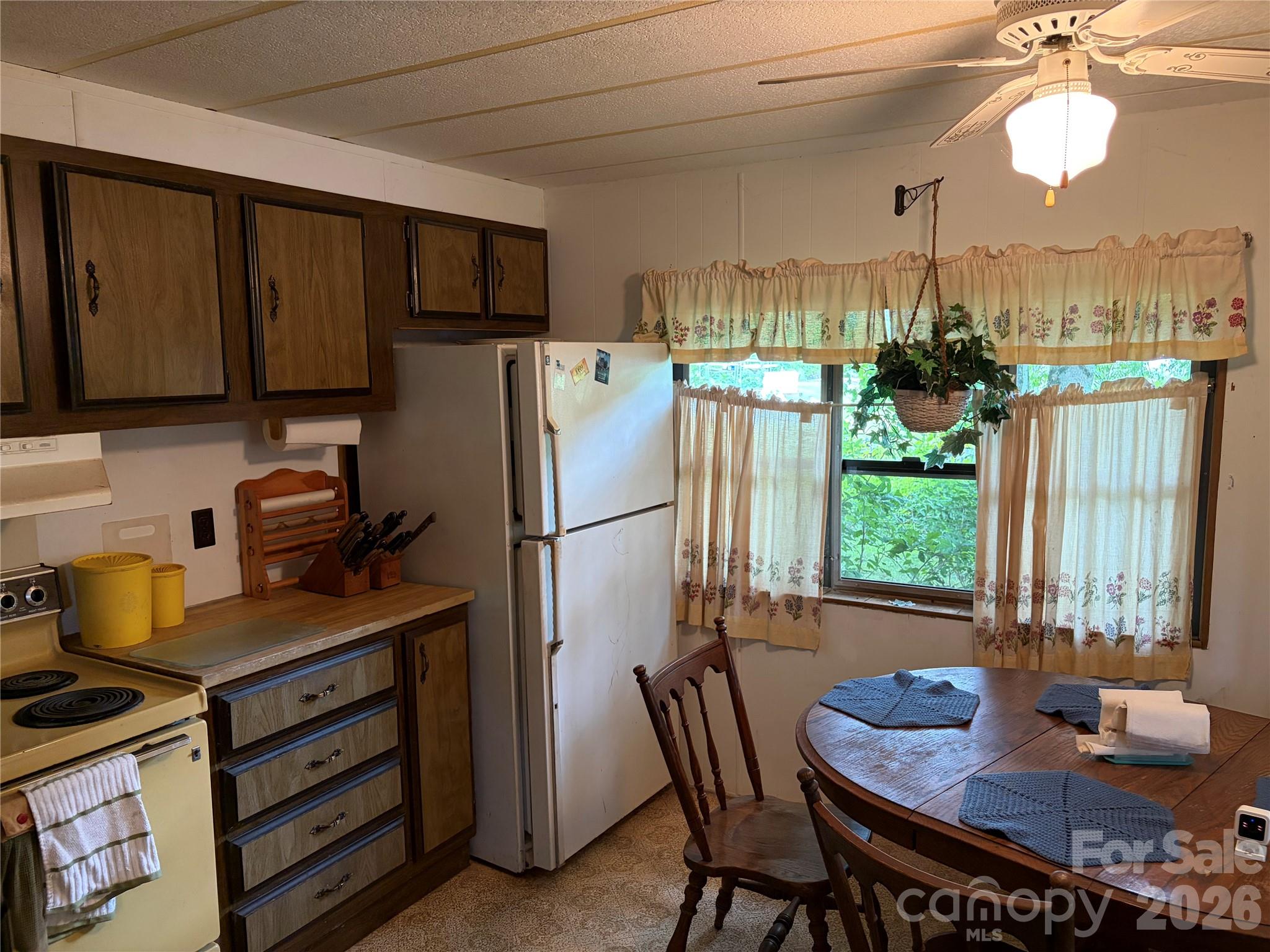 42 Country Meadows Road Property Photo 16