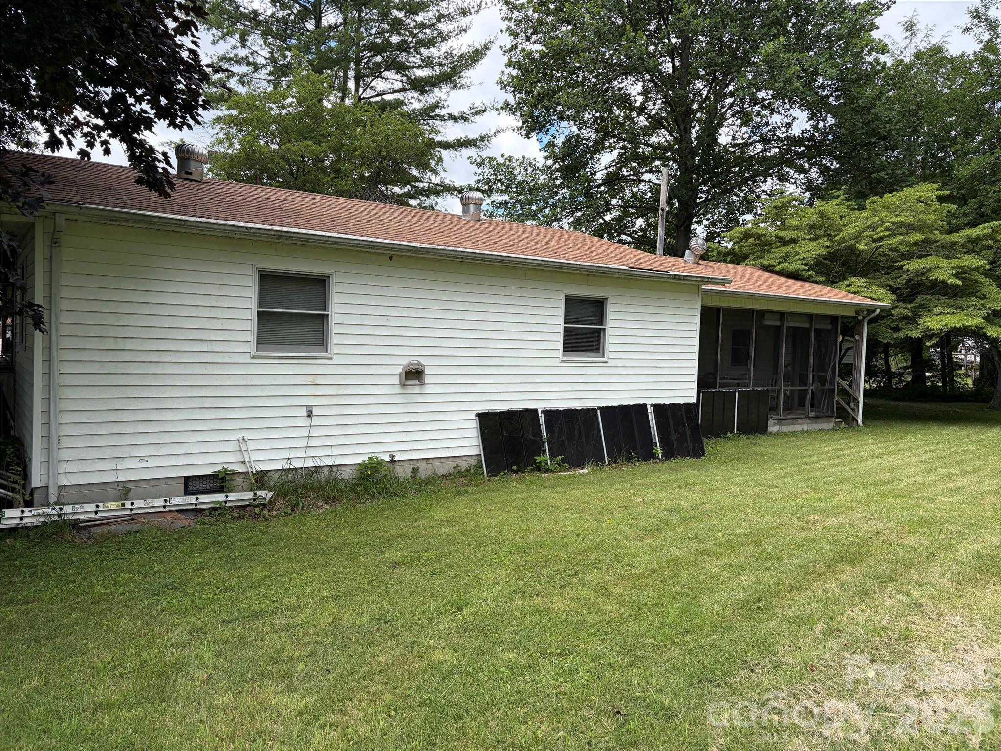 42 Country Meadows Road Property Photo 32
