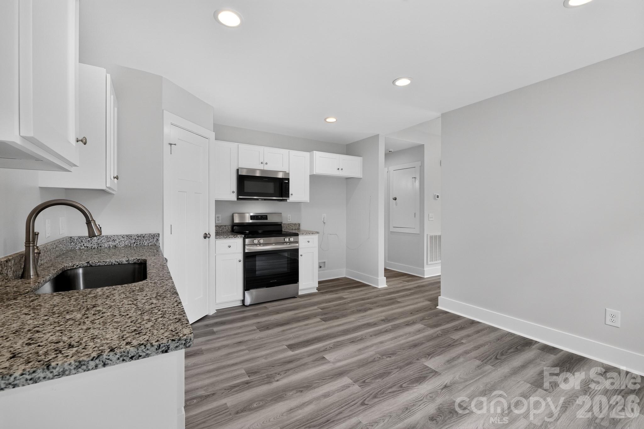 86 Ashlyn Drive Property Photo 6
