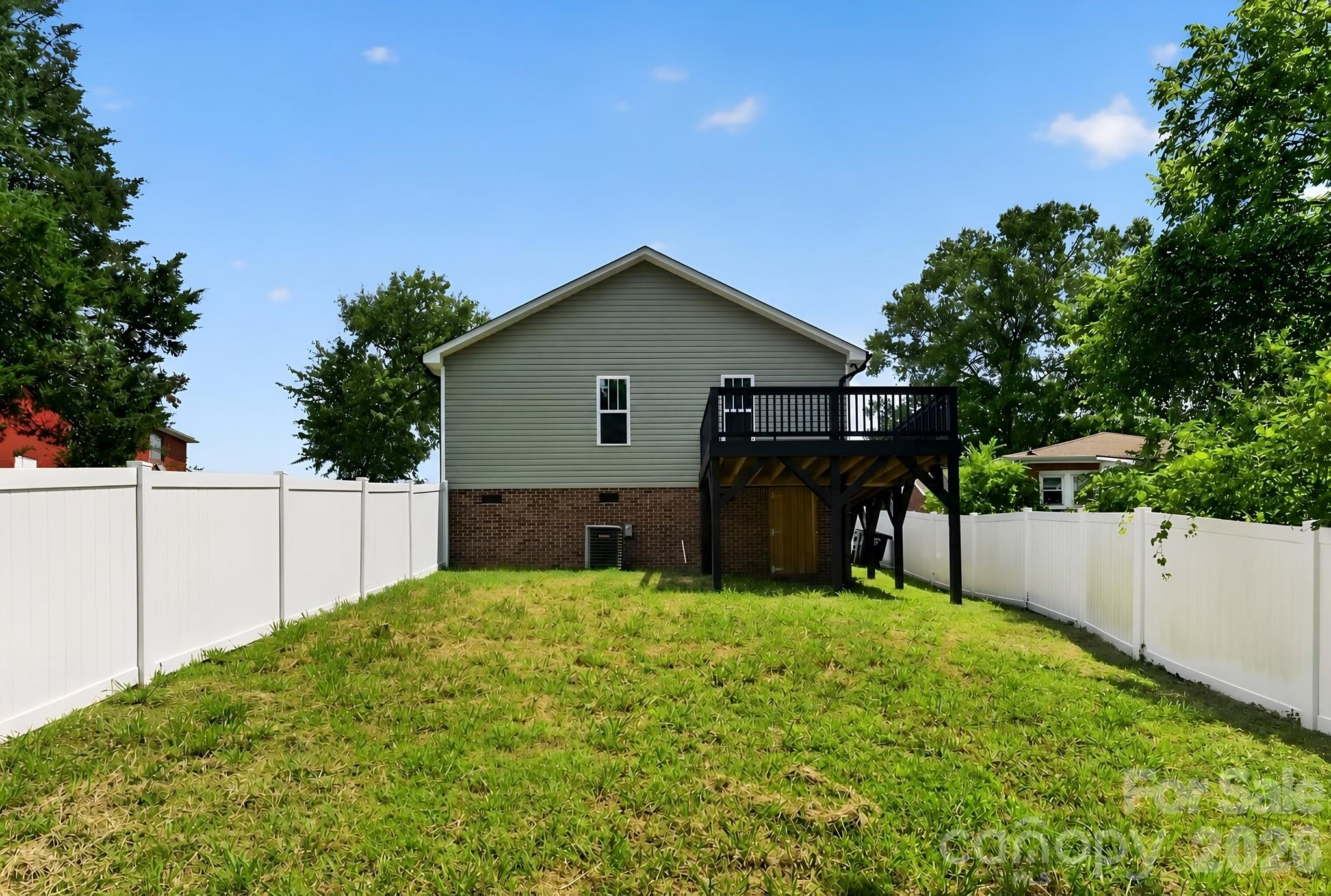 86 Ashlyn Drive Property Photo 16