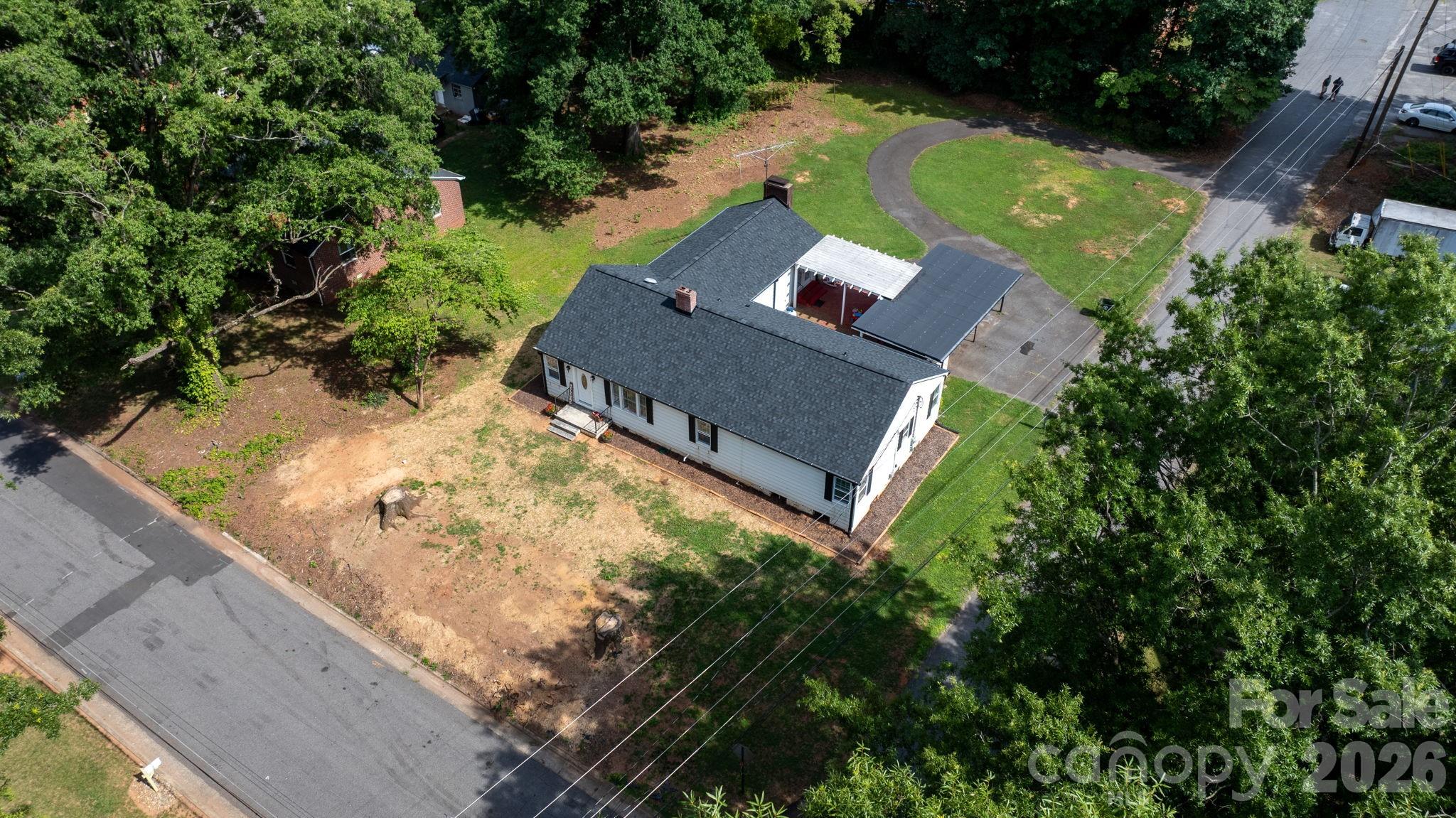 227 W 27th Street Property Photo 43