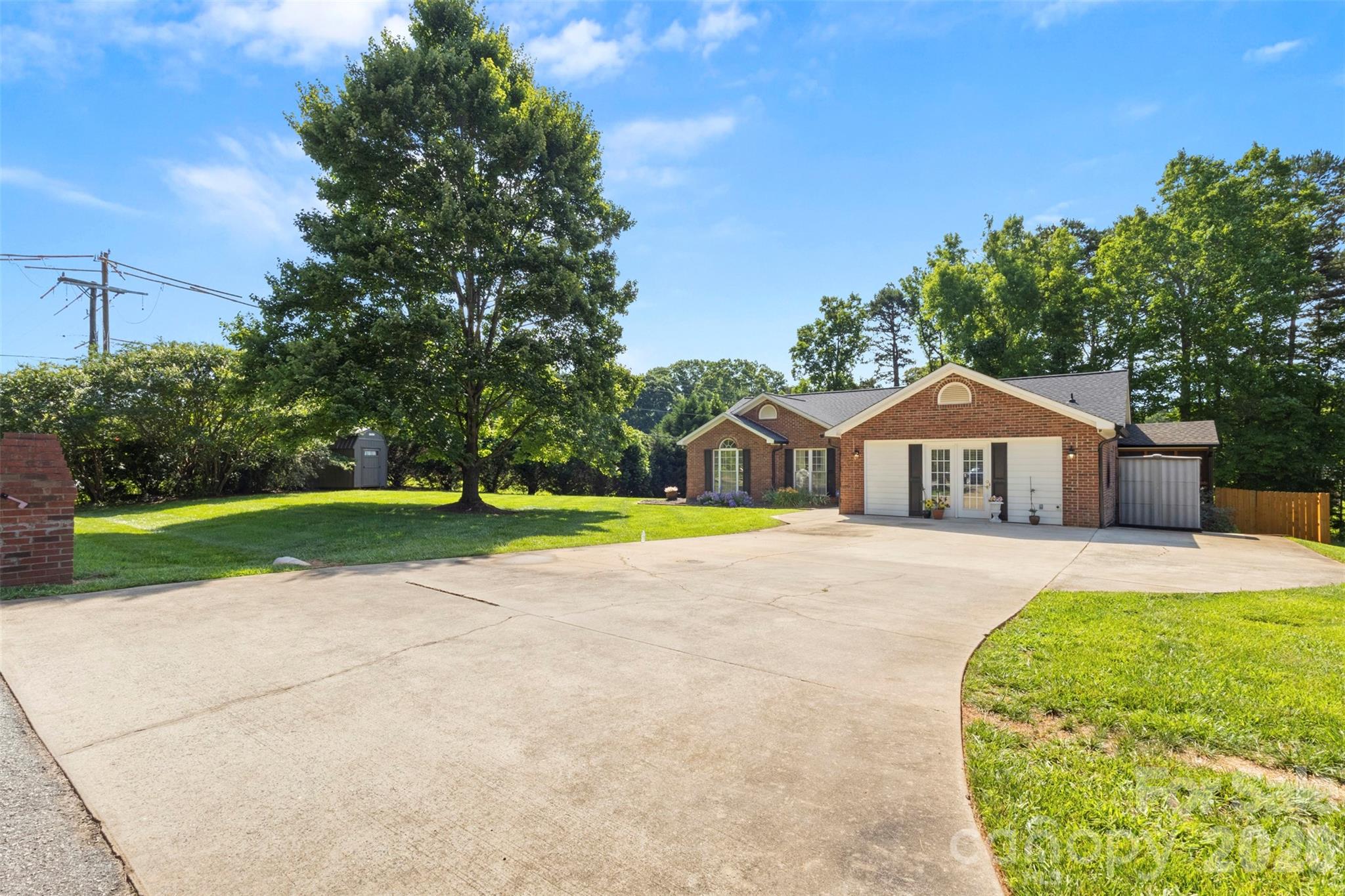 7760 Wallace Lane Property Photo 32