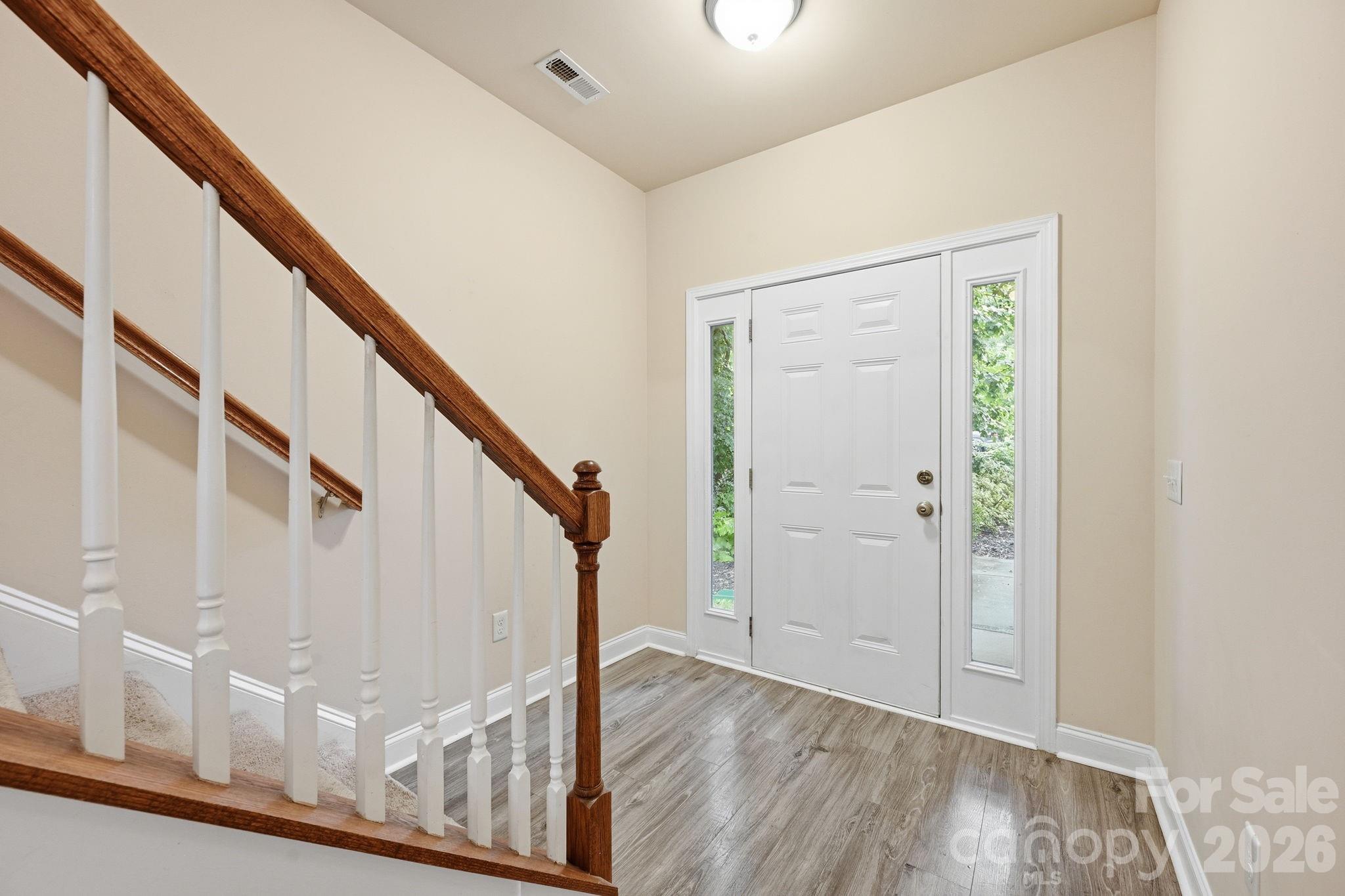 7820 Rockland Drive Property Photo 3