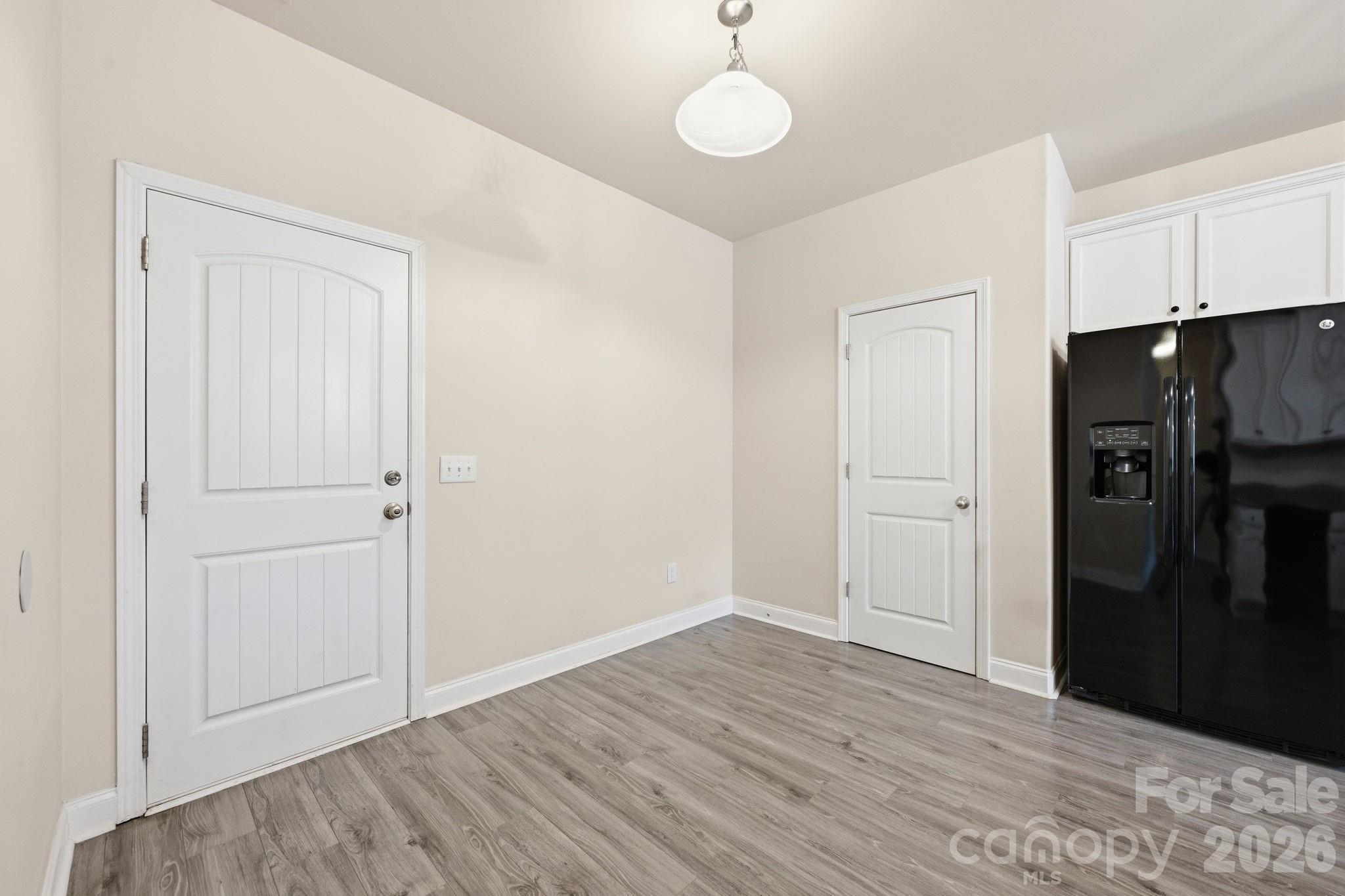 7820 Rockland Drive Property Photo 10