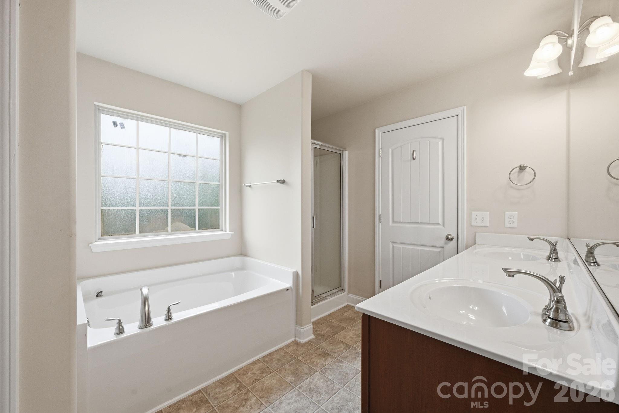 7820 Rockland Drive Property Photo 25