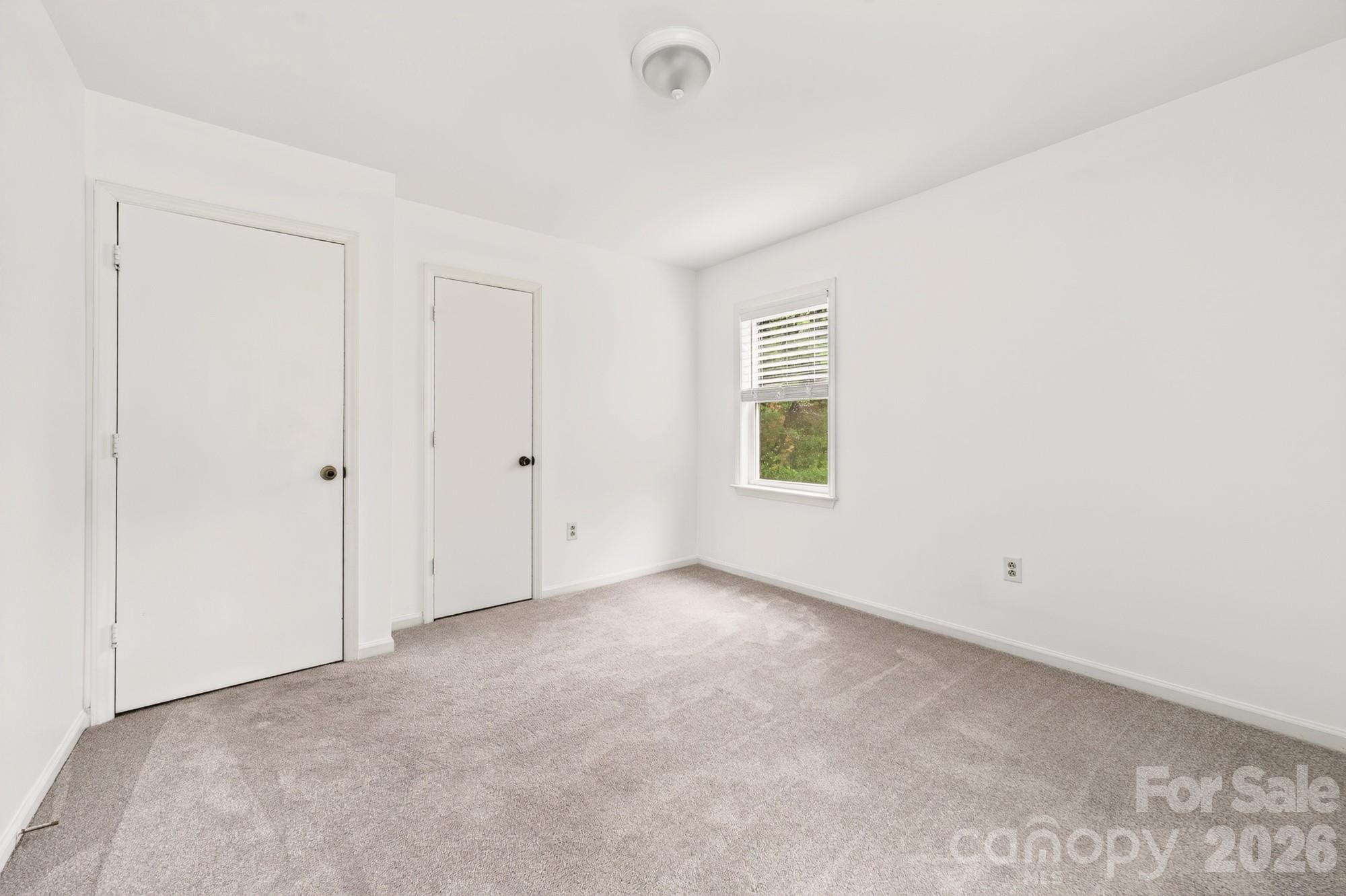 616 Silversmith Lane Property Photo 29