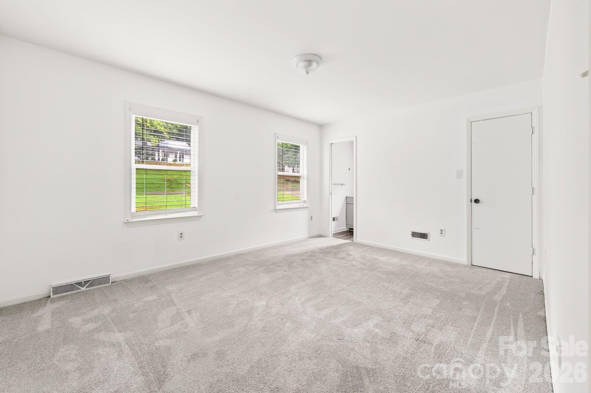 616 Silversmith Lane Property Photo 38