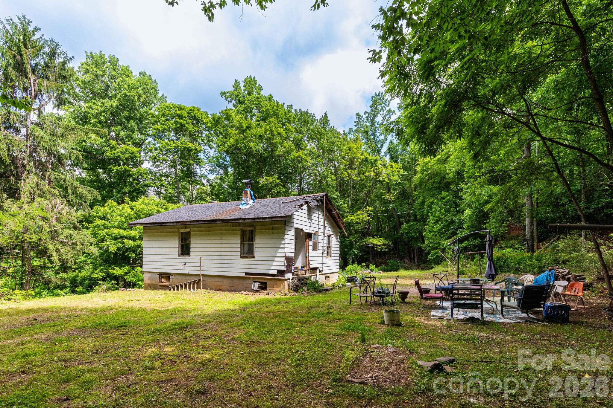 191 Walkertown Road Property Photo 8