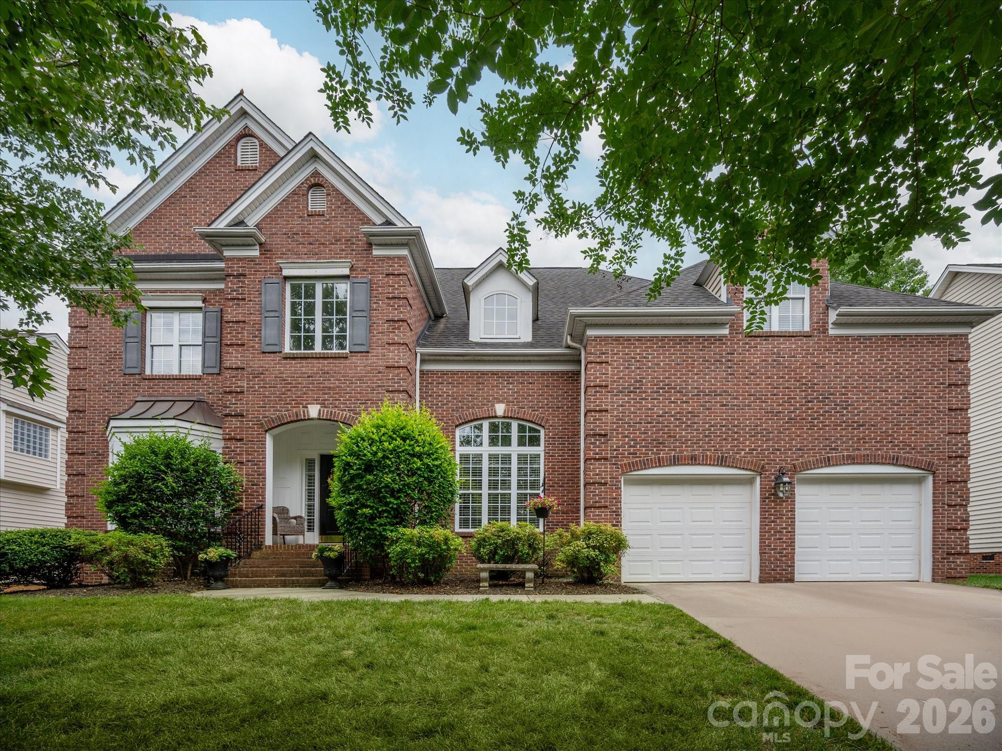 902 Lillieshall Road Property Photo 1