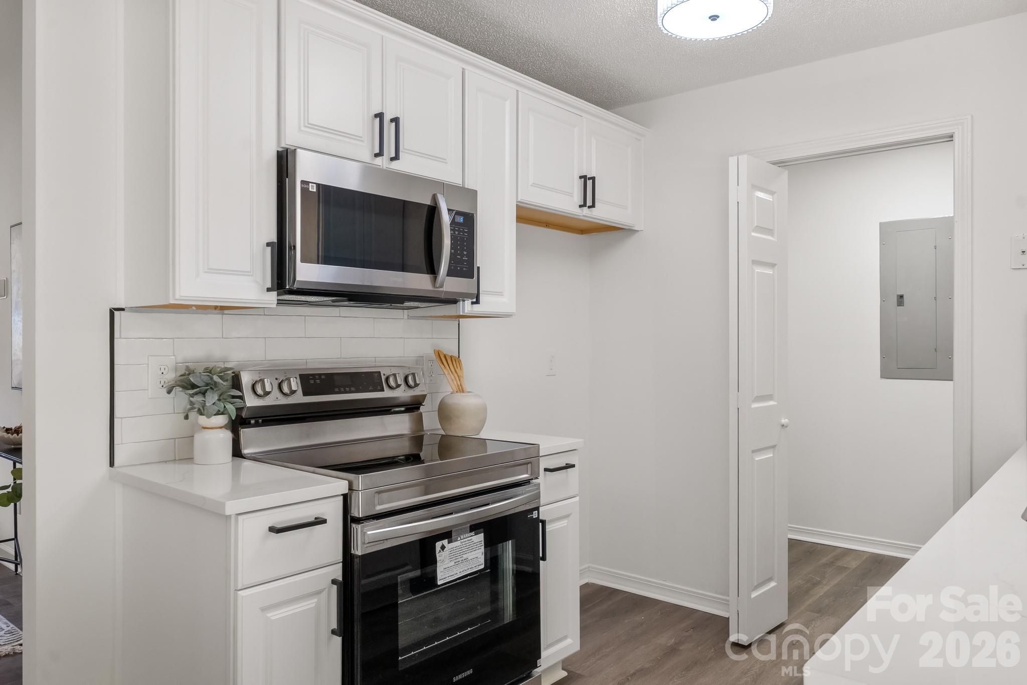 364 Masters Drive Property Photo 4