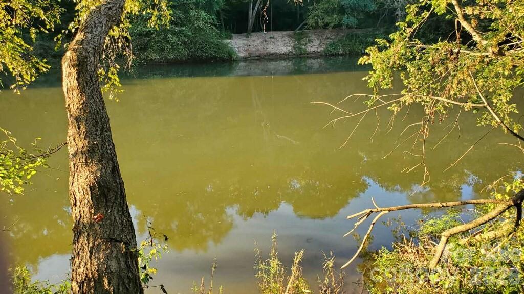 5371 Us 221a Highway Property Photo 1