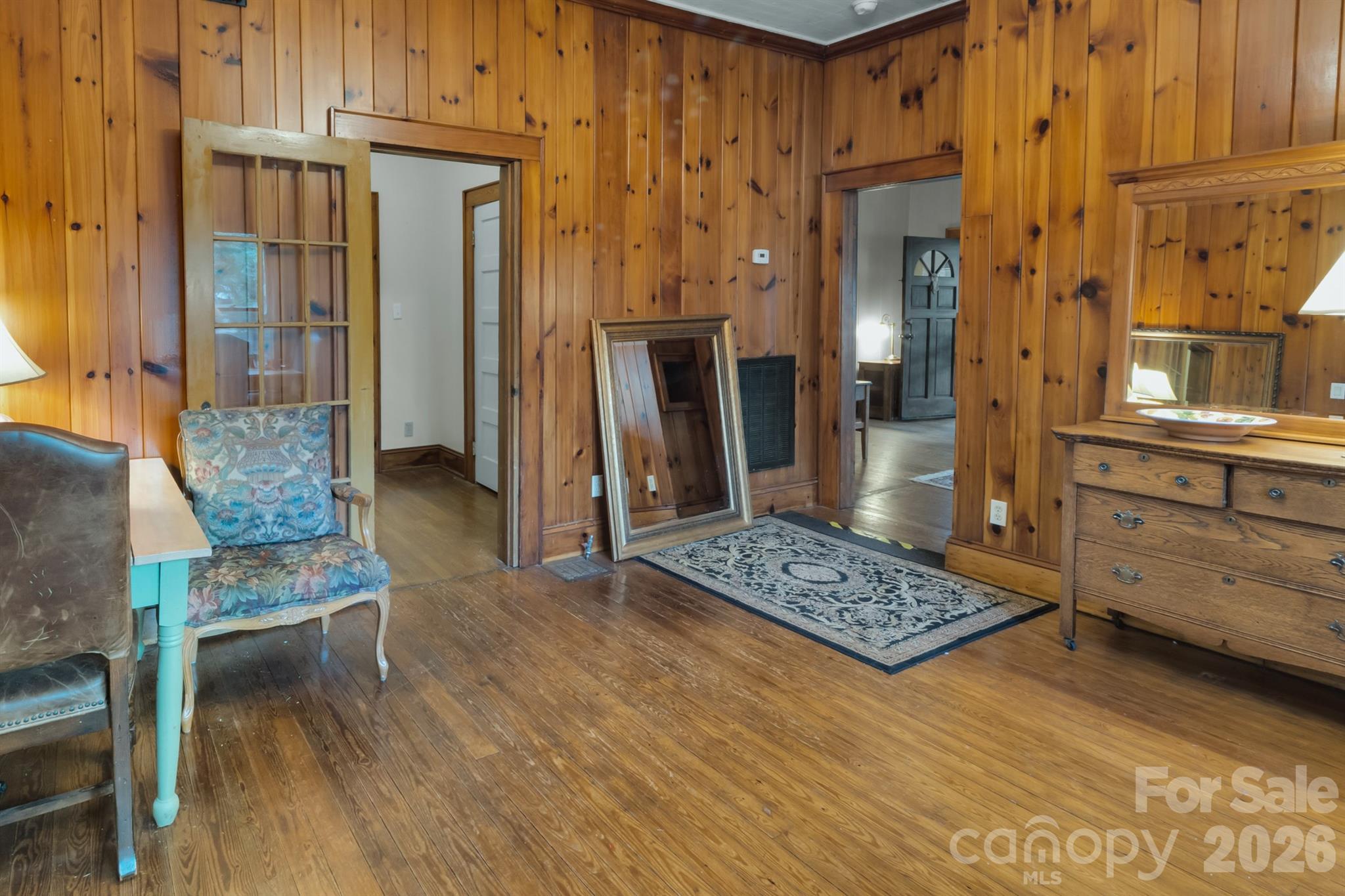 2103 N Thomas Avenue Property Photo 16