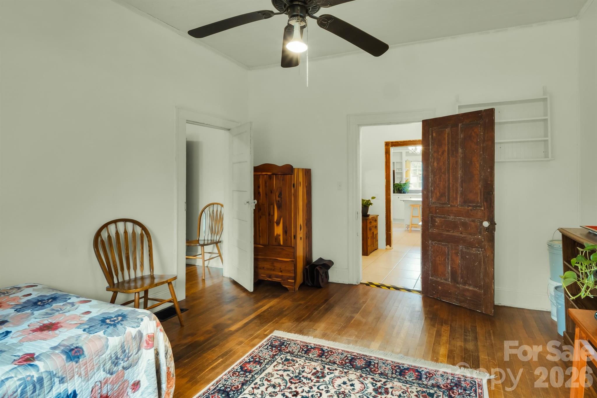 2103 N Thomas Avenue Property Photo 22