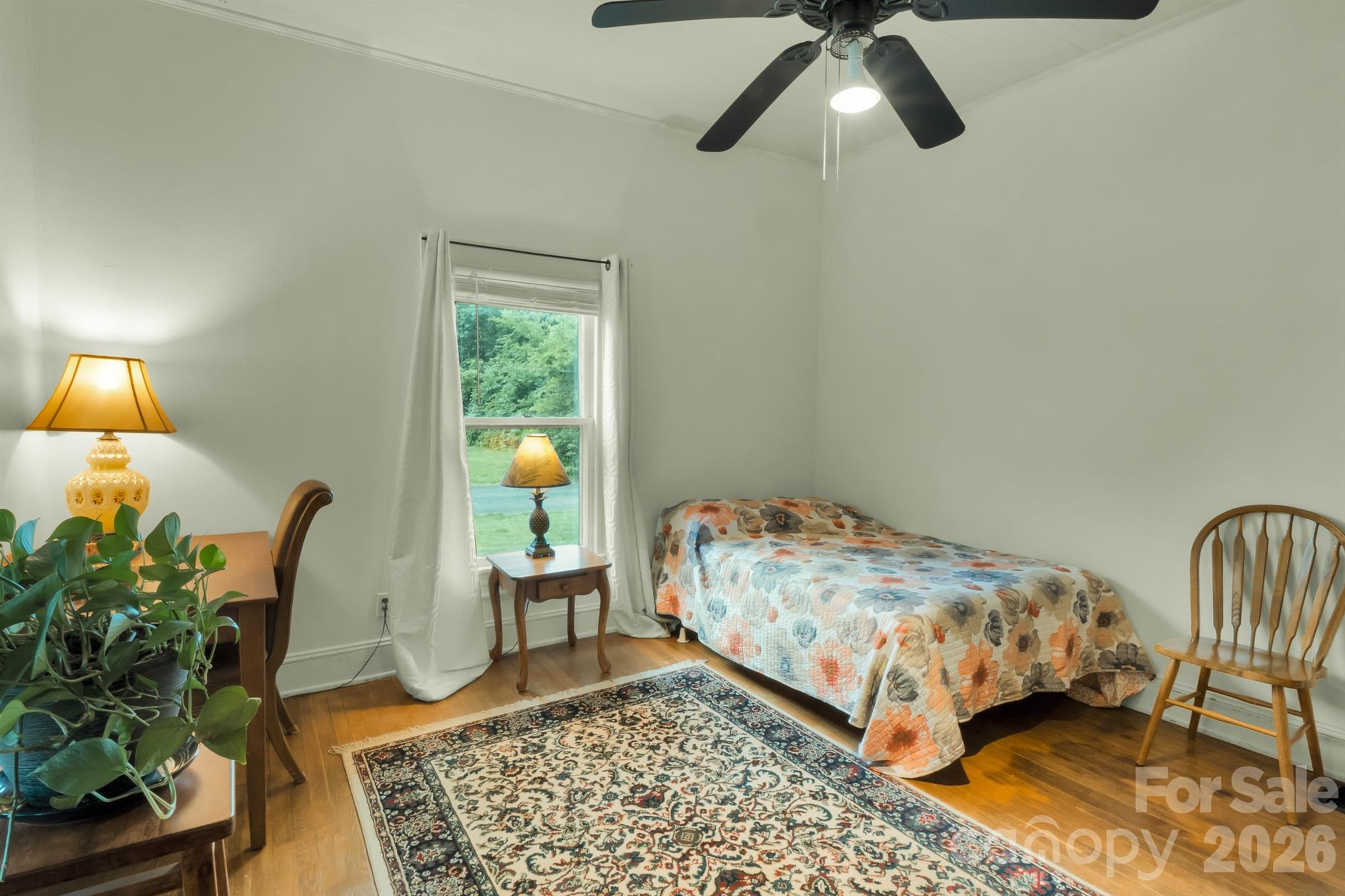 2103 N Thomas Avenue Property Photo 26