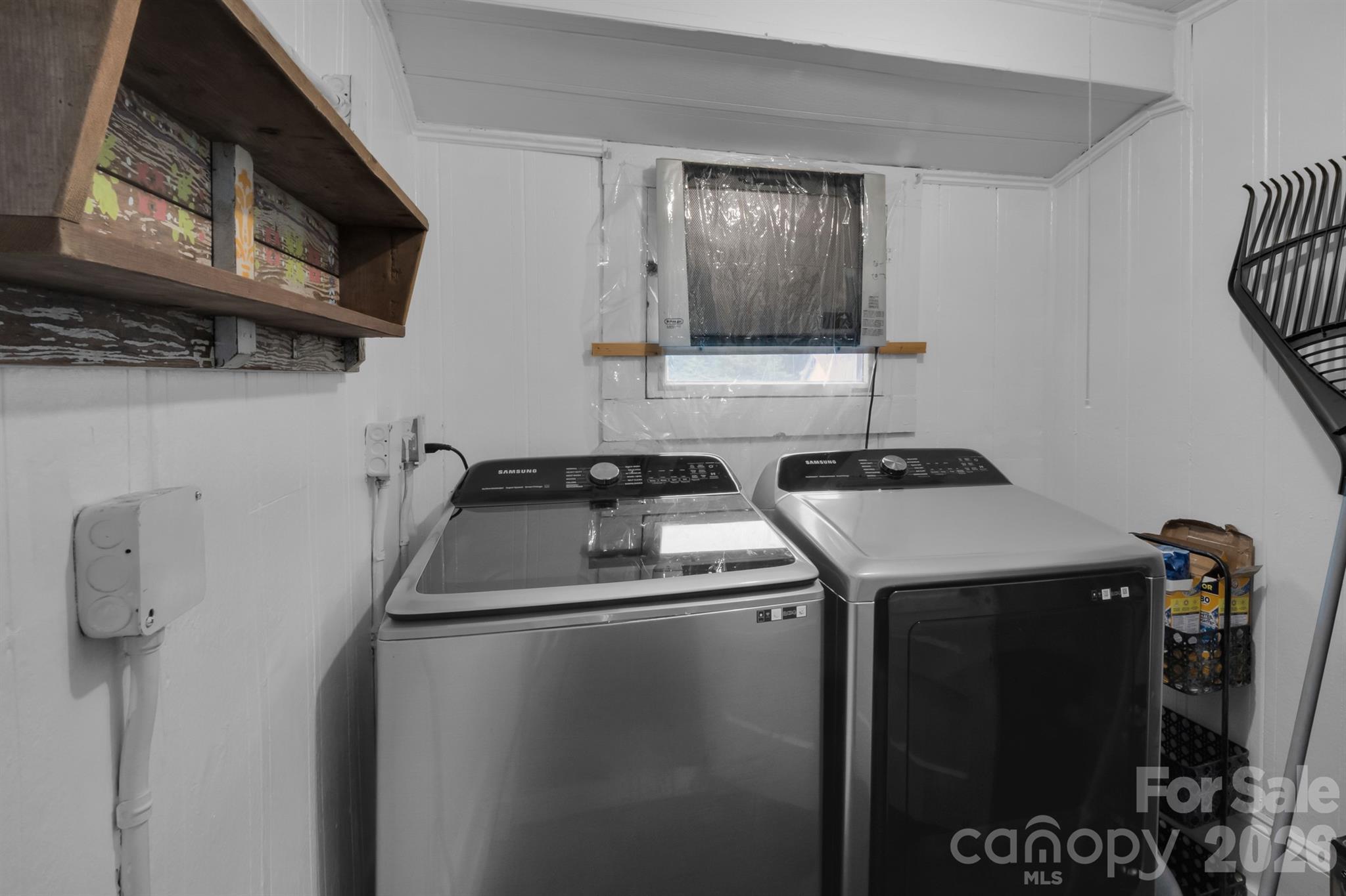 2103 N Thomas Avenue Property Photo 34