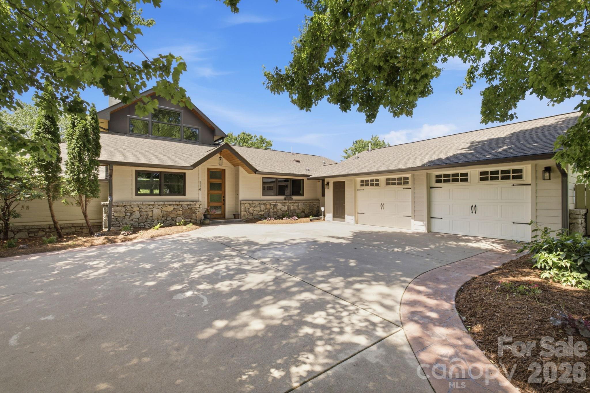 114 Cane Creek Ranch Drive Property Photo 1