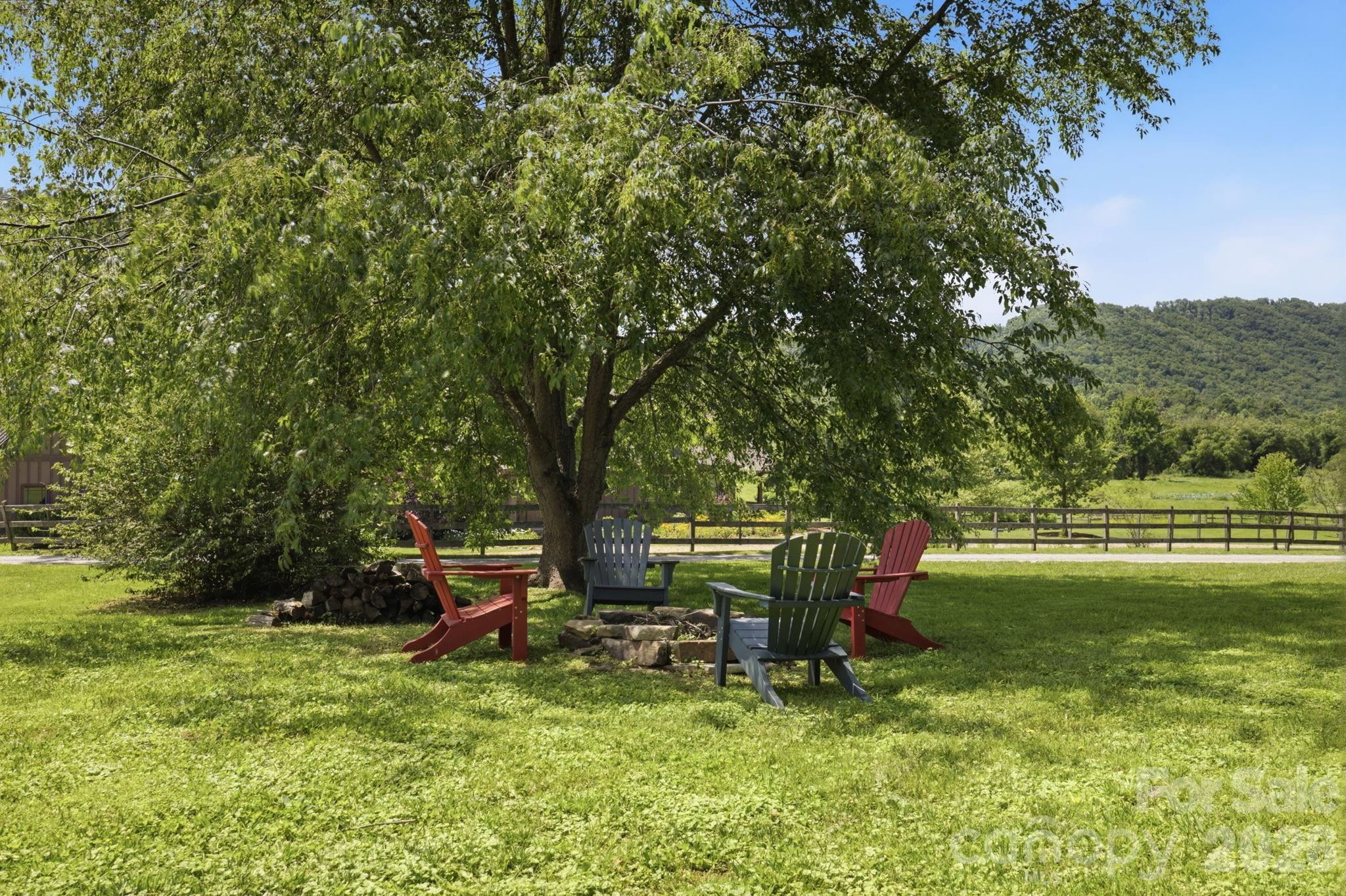 114 Cane Creek Ranch Drive Property Photo 31