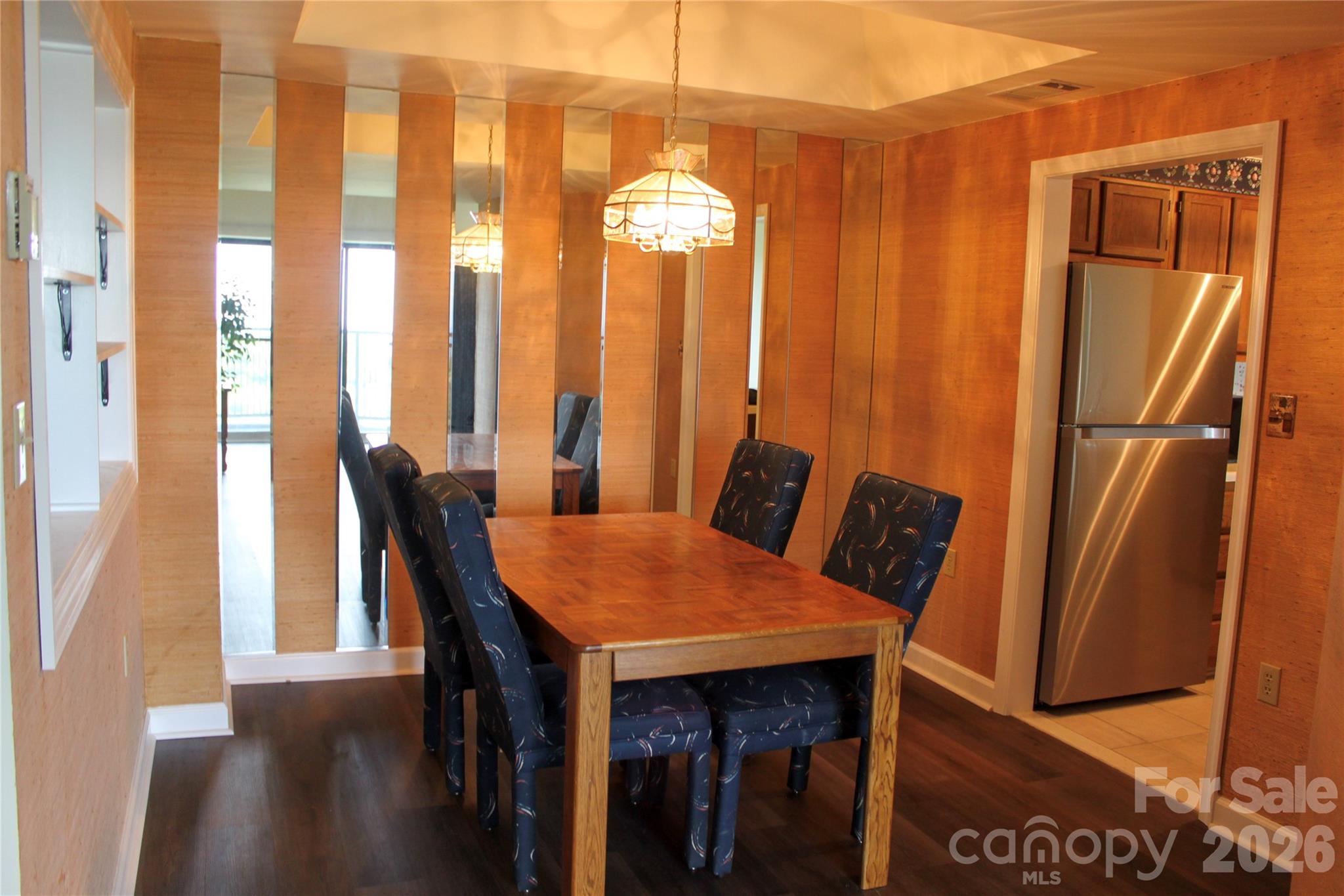 303 Sugar Top Drive 3625 Property Photo 7