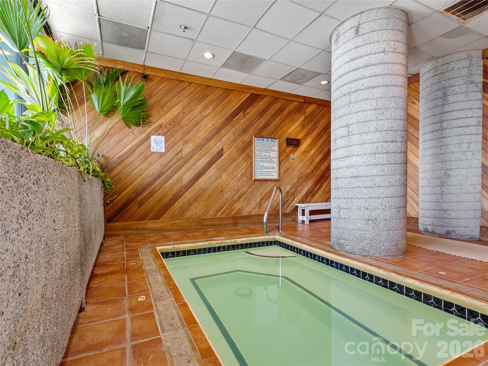 303 Sugar Top Drive 3625 Property Photo 15
