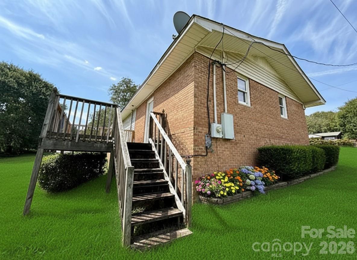 4209 Homeplace Drive Property Photo 3