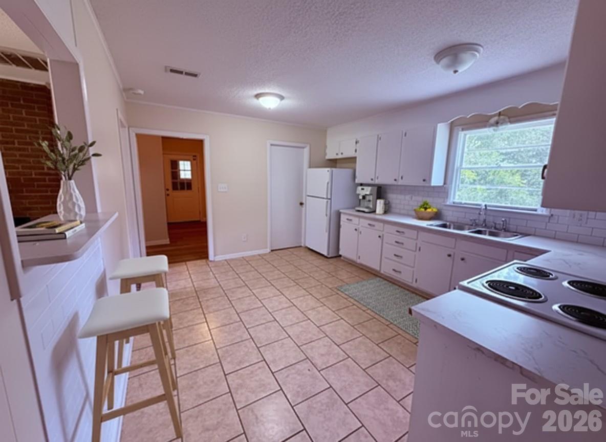 4209 Homeplace Drive Property Photo 6