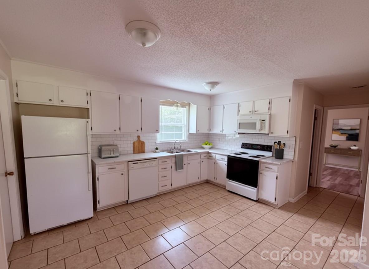 4209 Homeplace Drive Property Photo 7