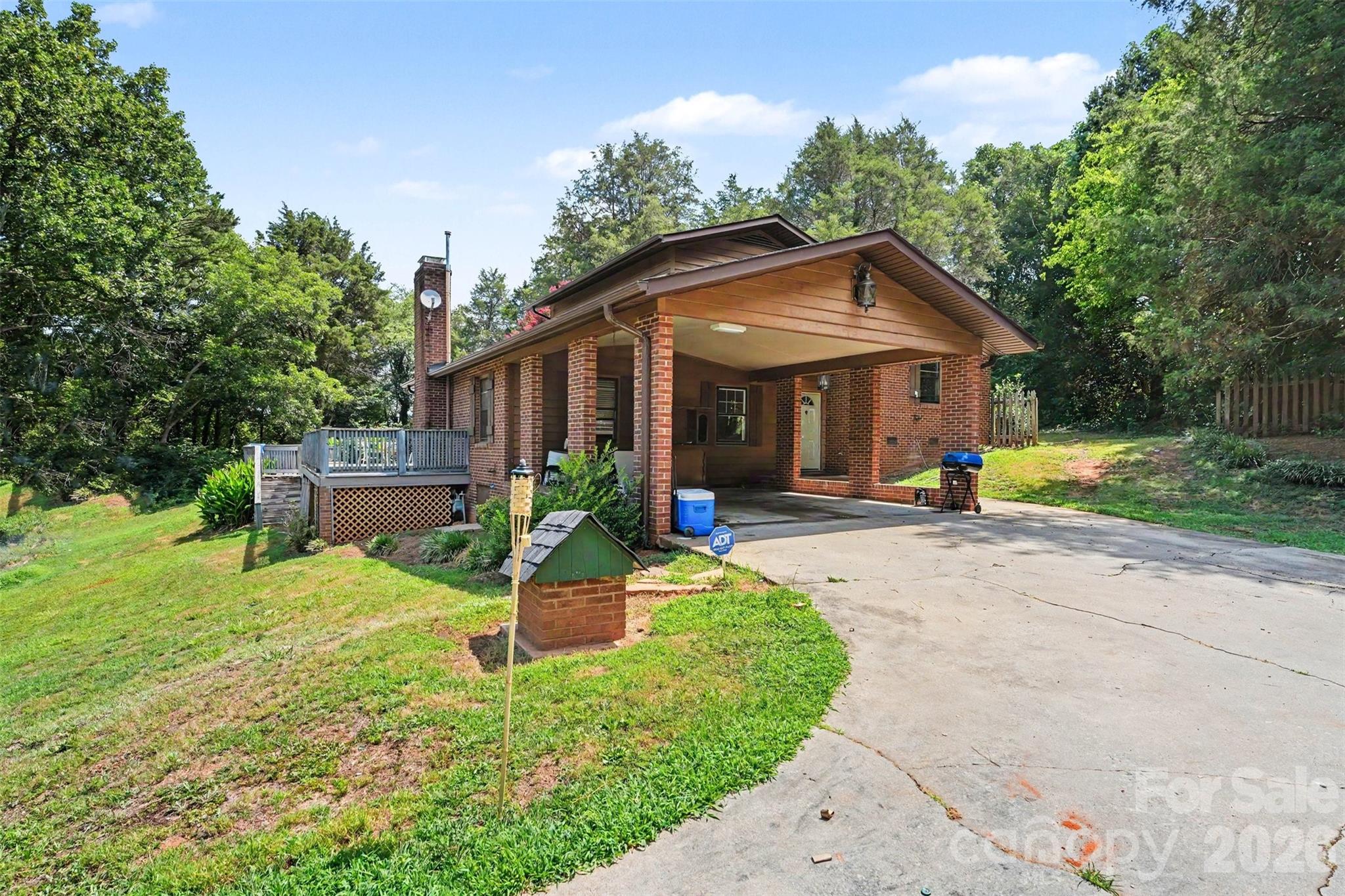 6 Old Farm Road Property Photo 4